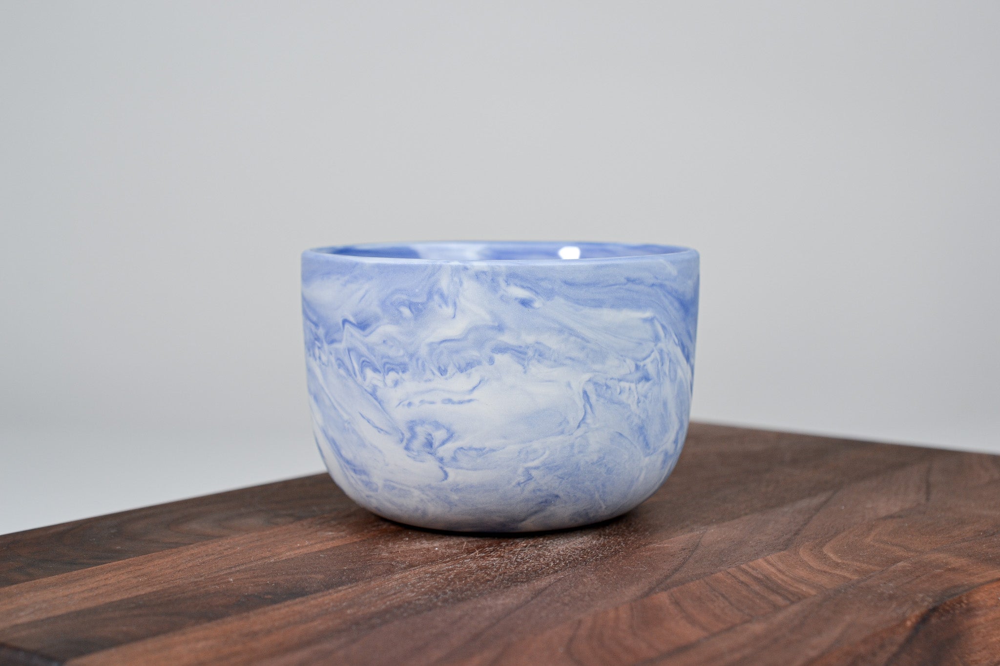 Kávový hrnek z porcelánu - Flow - 280 ml - modrý porcelán