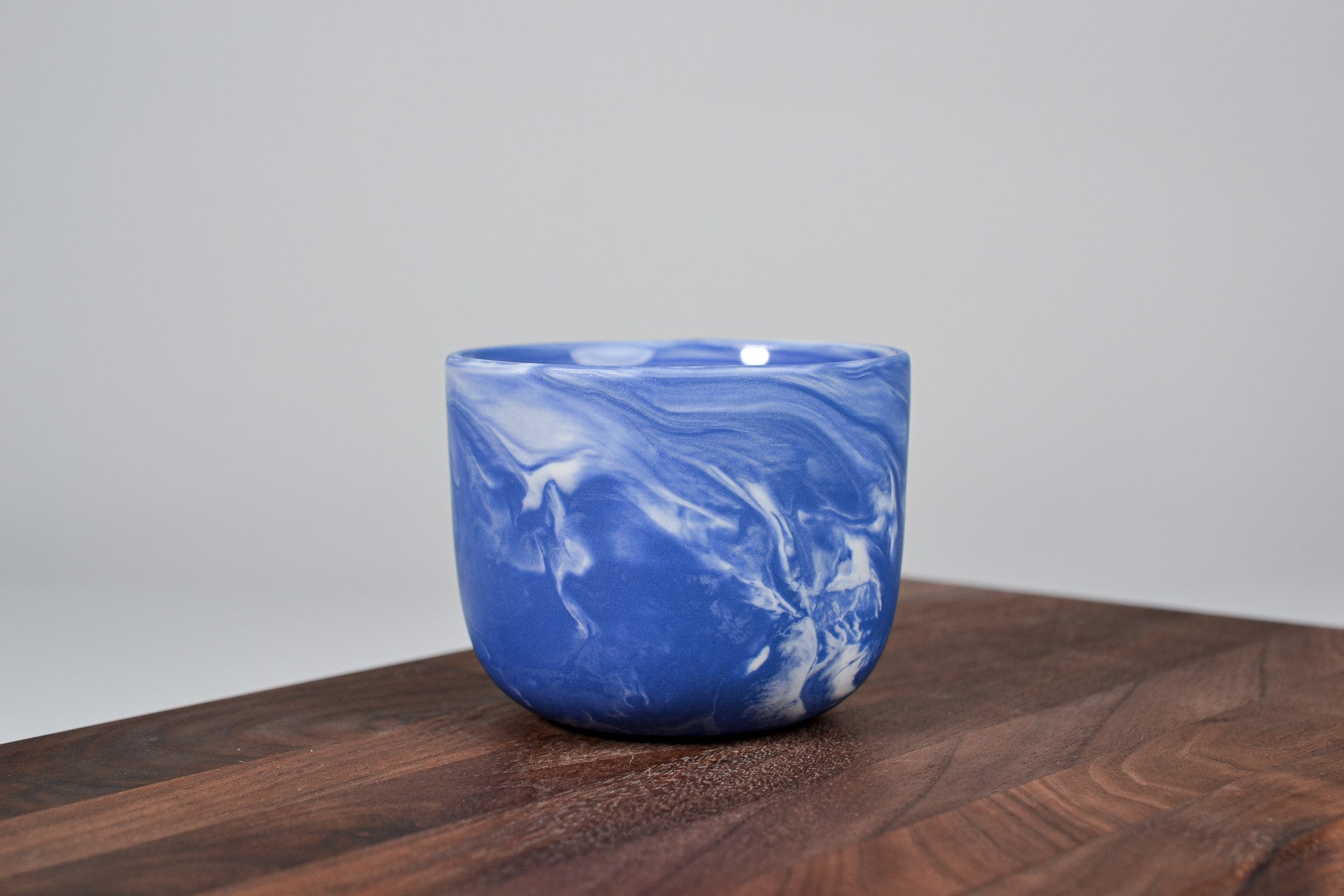 Kávový hrnek z porcelánu - Flow - modrý - 200 ml