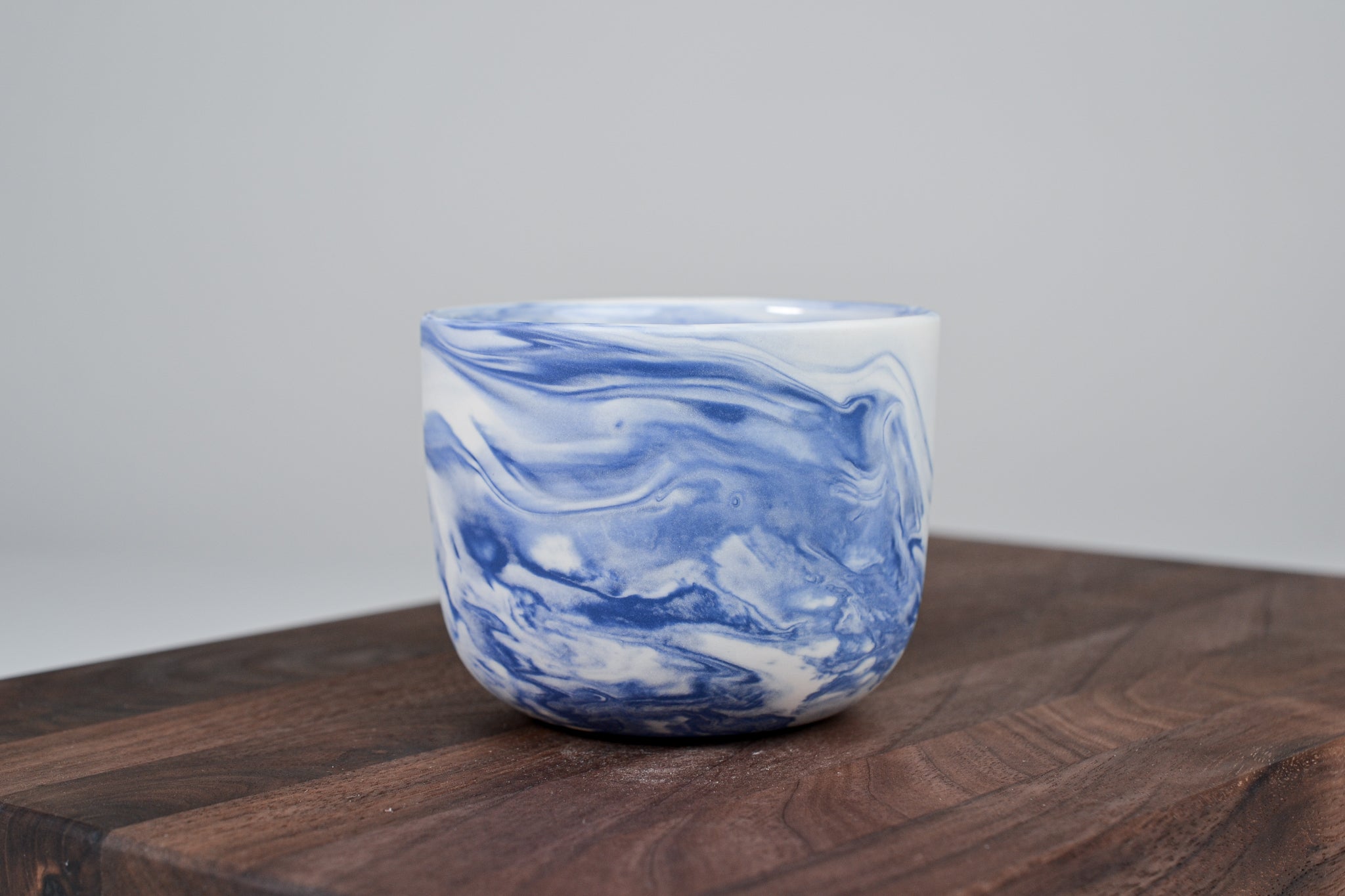 Kávový hrnek z porcelánu - Flow - 190 ml