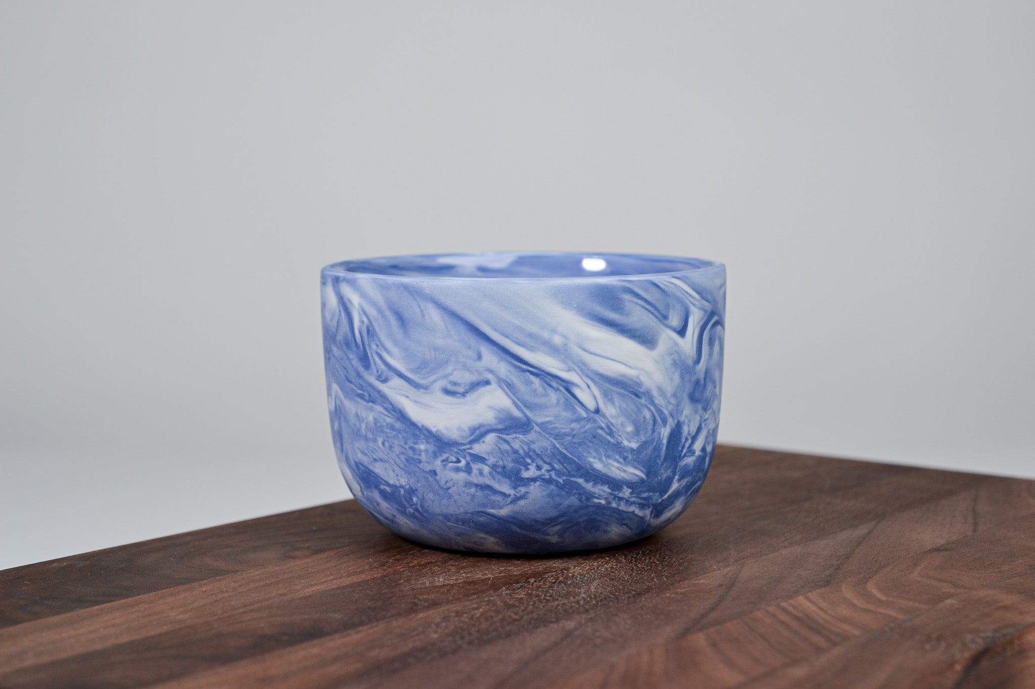 Kávový hrnek z porcelánu - Flow - 280 ml - modrý porcelán
