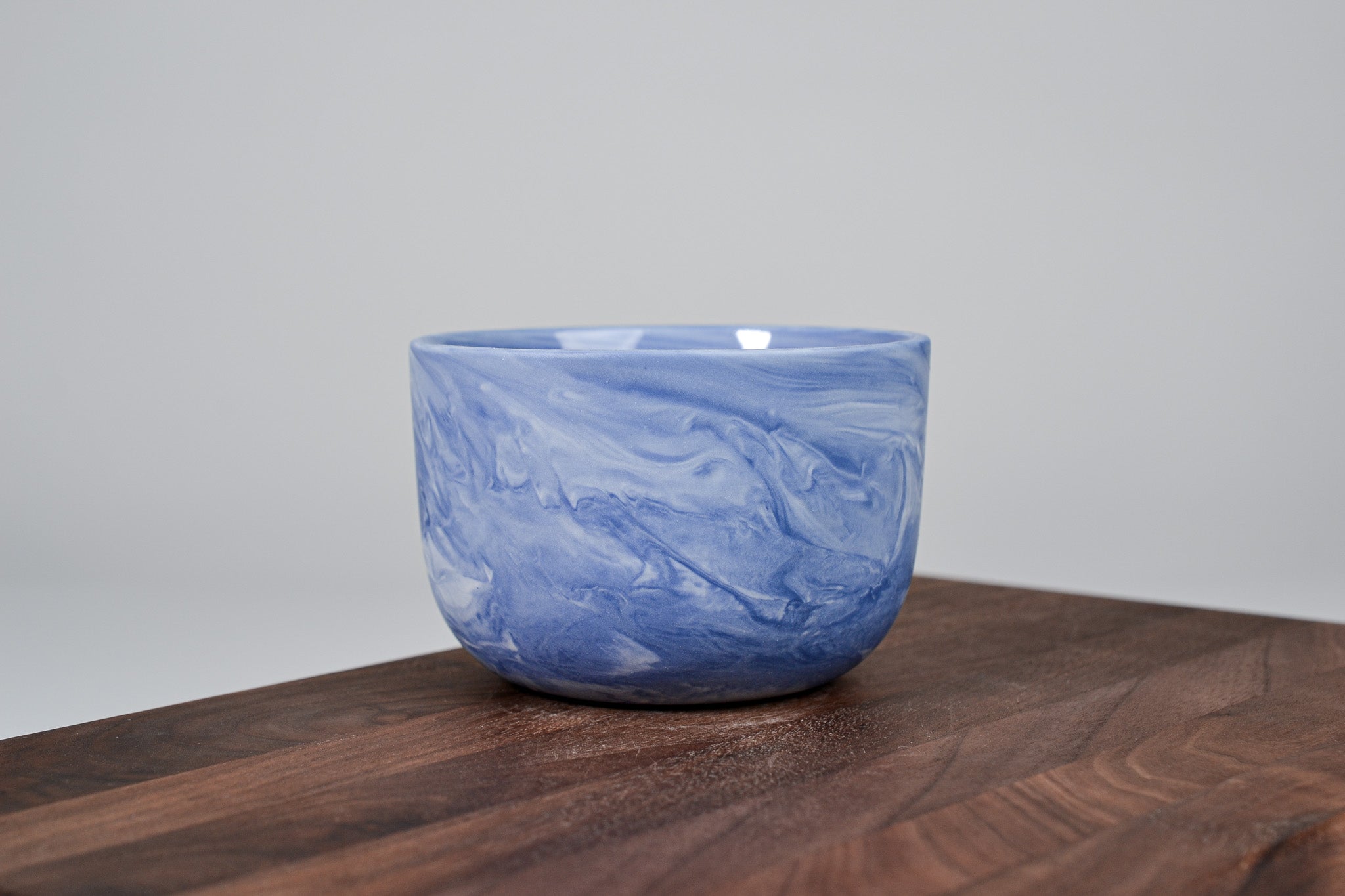 Kávový hrnek z porcelánu - Flow - 280 ml - modrý porcelán