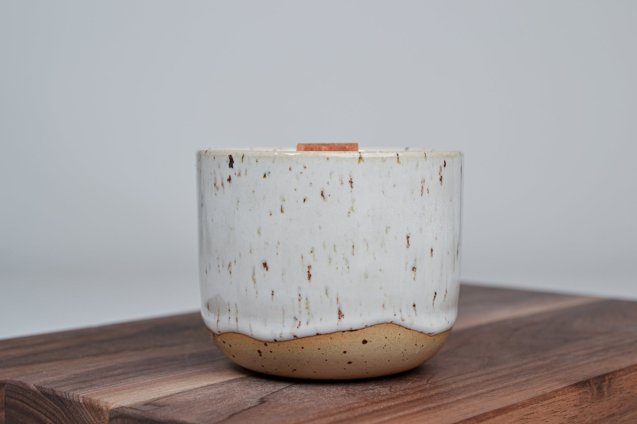 Svíčka - Sladká vanilka - vanilka, ambra, santalové dřevo