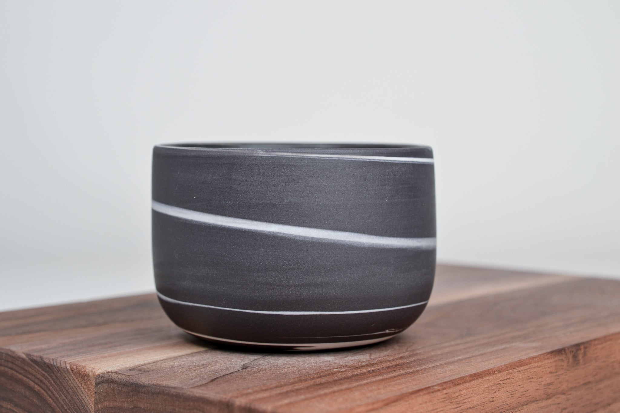 Kávový hrnek z porcelánu - Flow - 300 ml