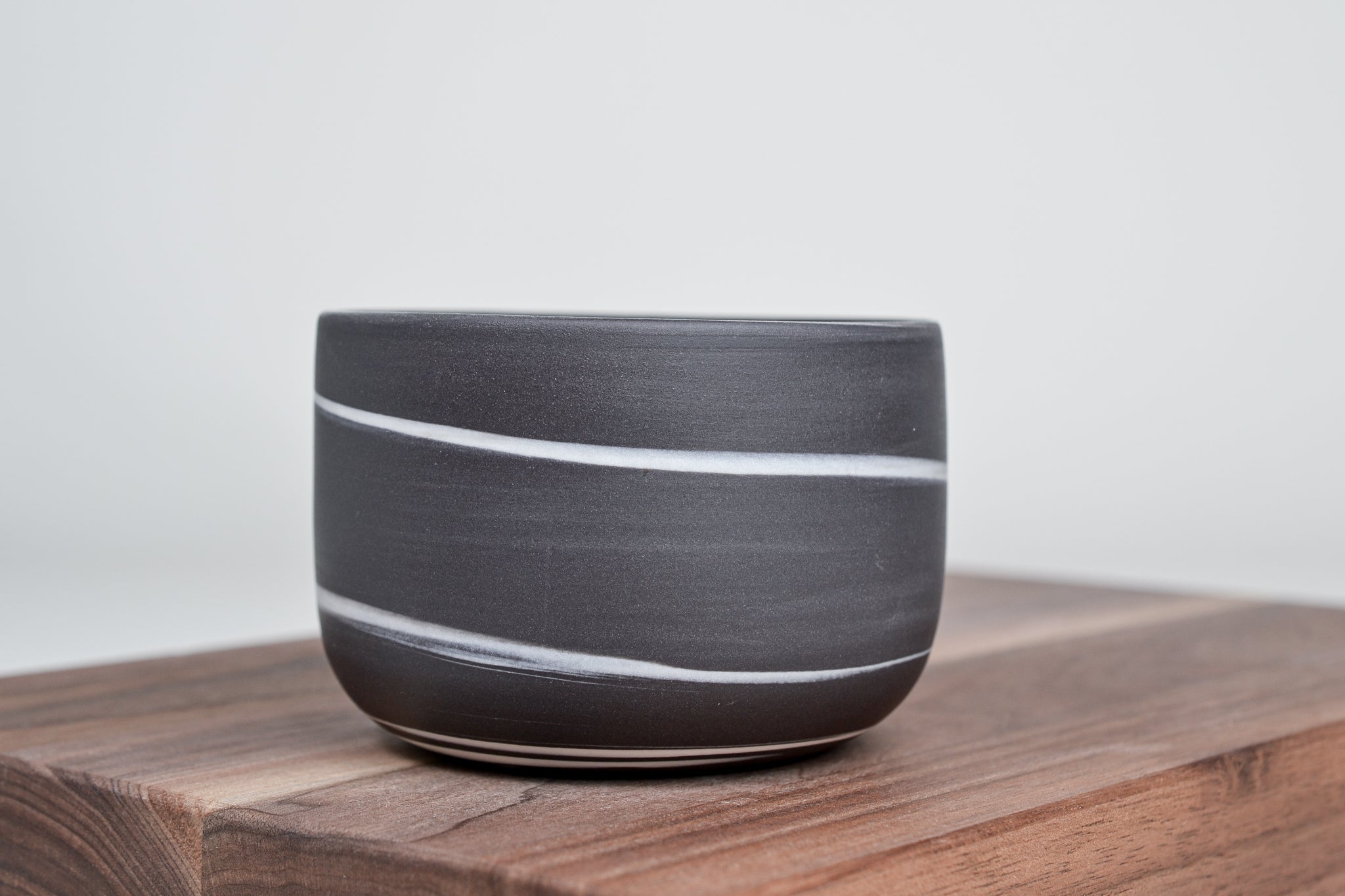 Kávový hrnek z porcelánu - Flow - 300 ml