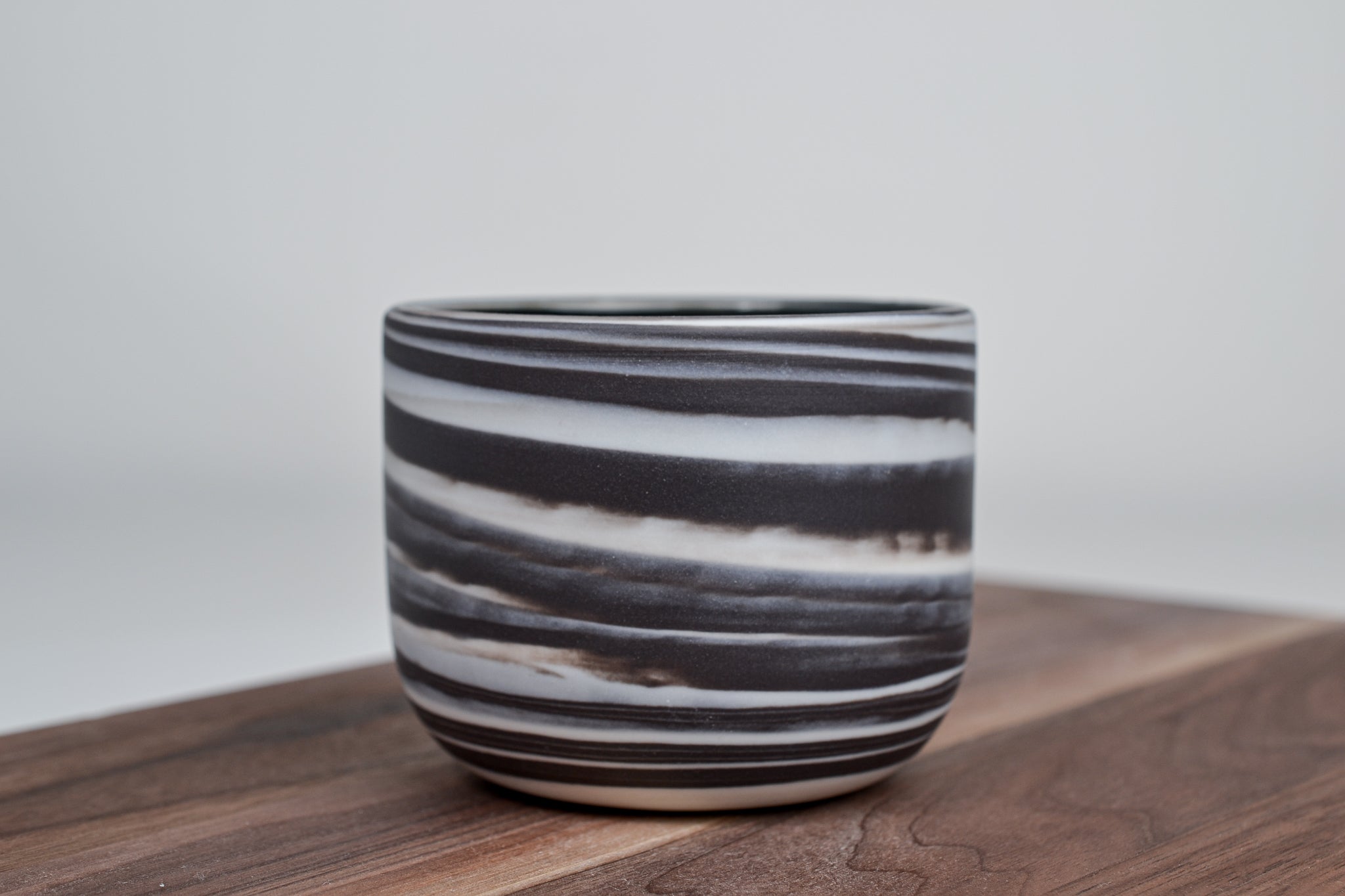 Let it flow. Porcelain cup. 200 ml