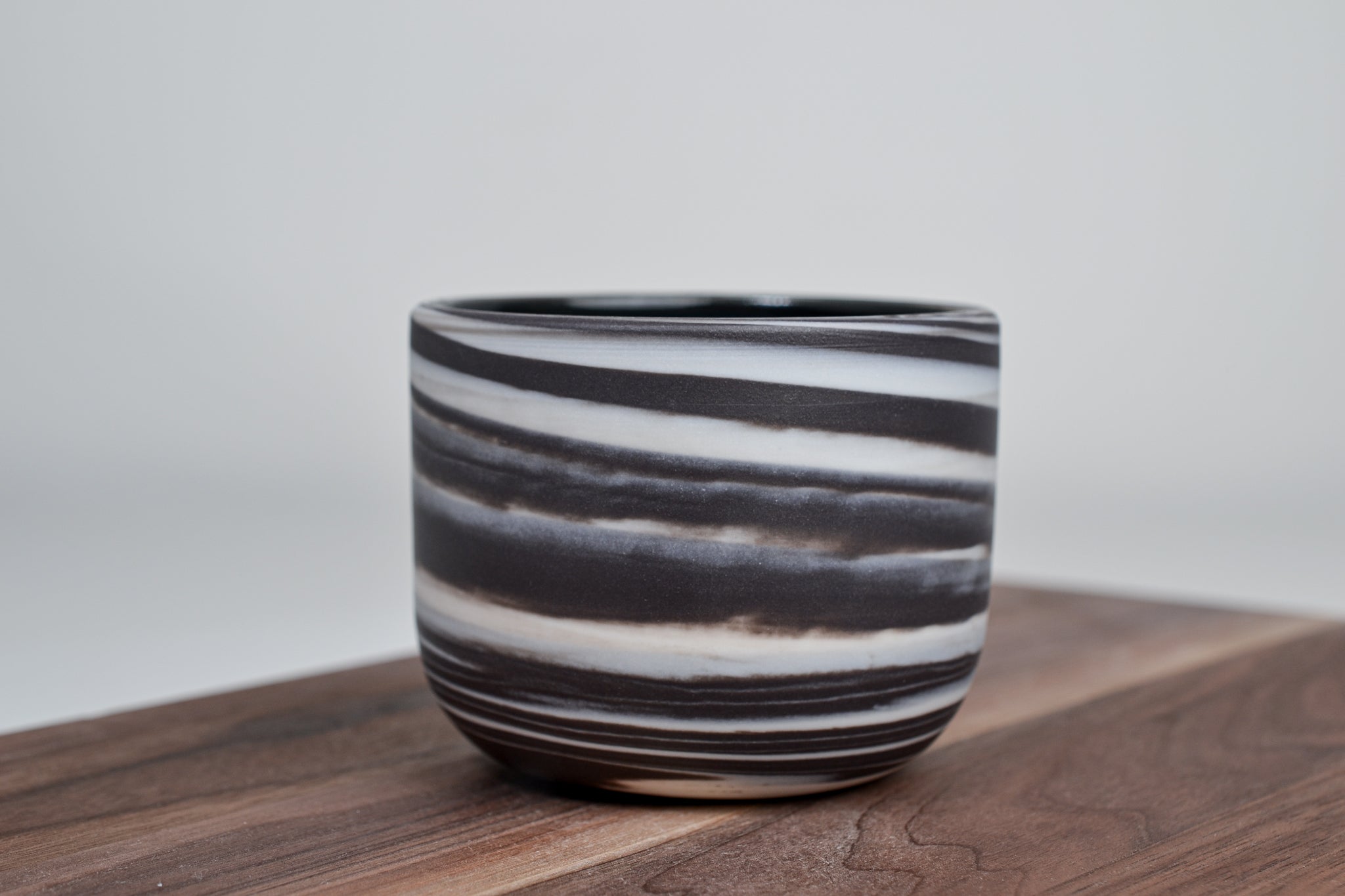 Let it flow. Porcelain cup. 200 ml