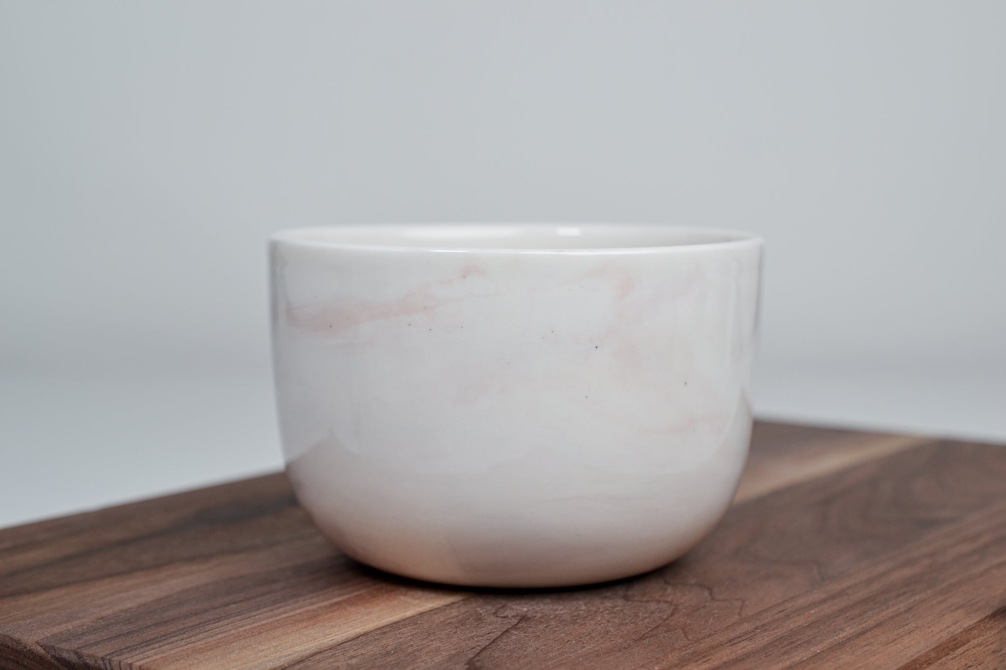 Kávový hrnek z porcelánu - Flow - 280 ml - Lesklá verze