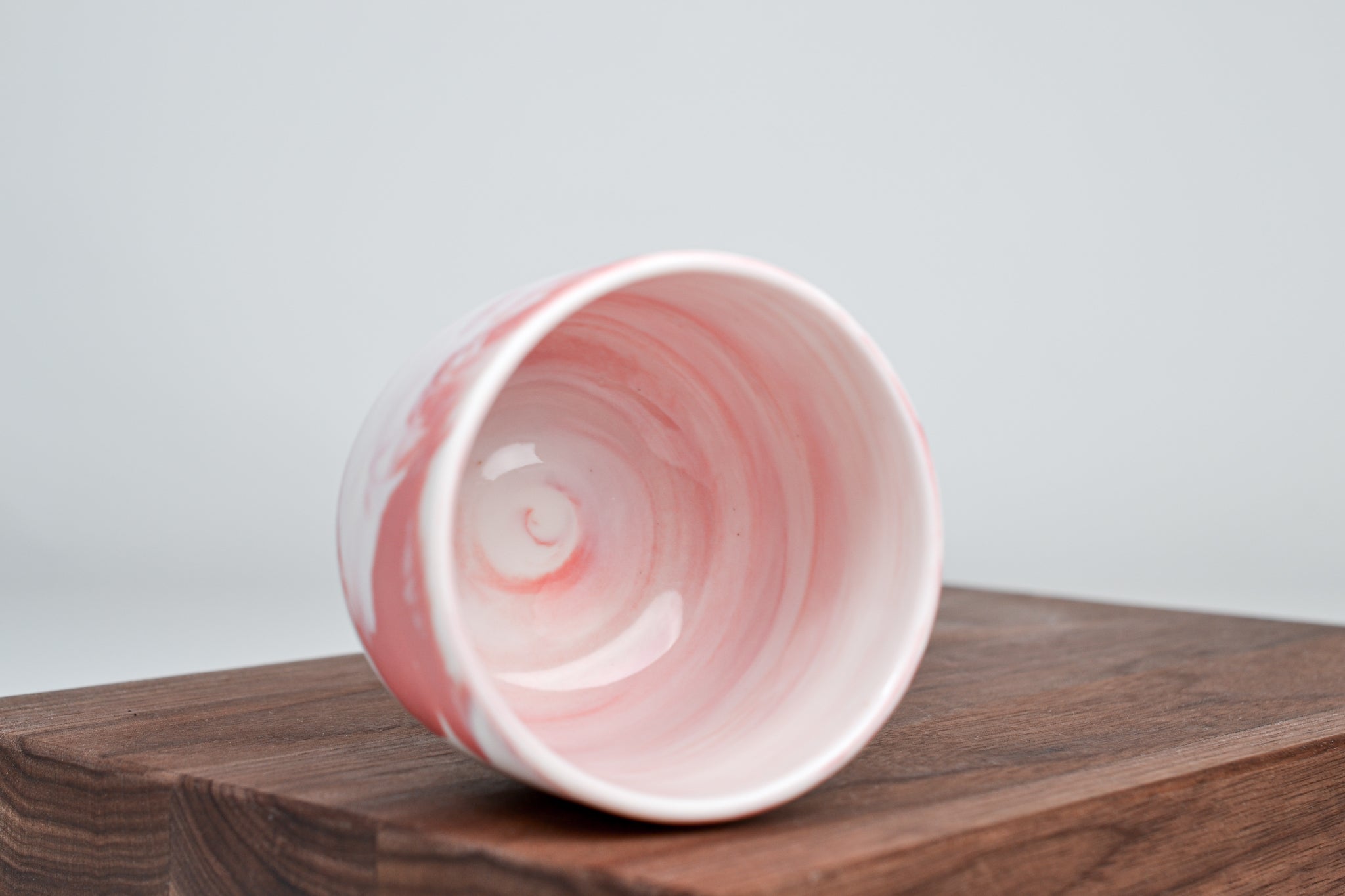 Let it flow. Porcelain coffee cup. 200ml
