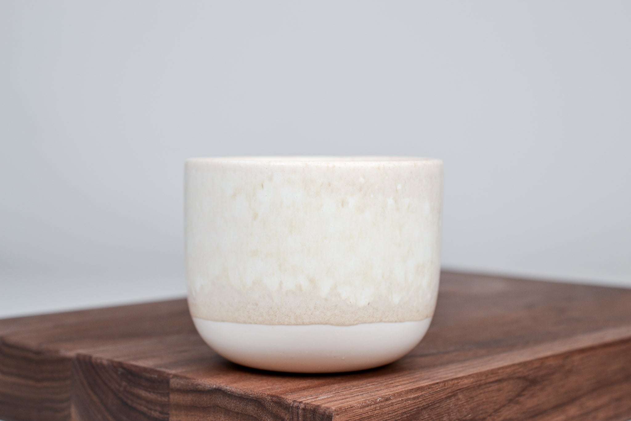 Simple cup with white miracle glaze - 200ml