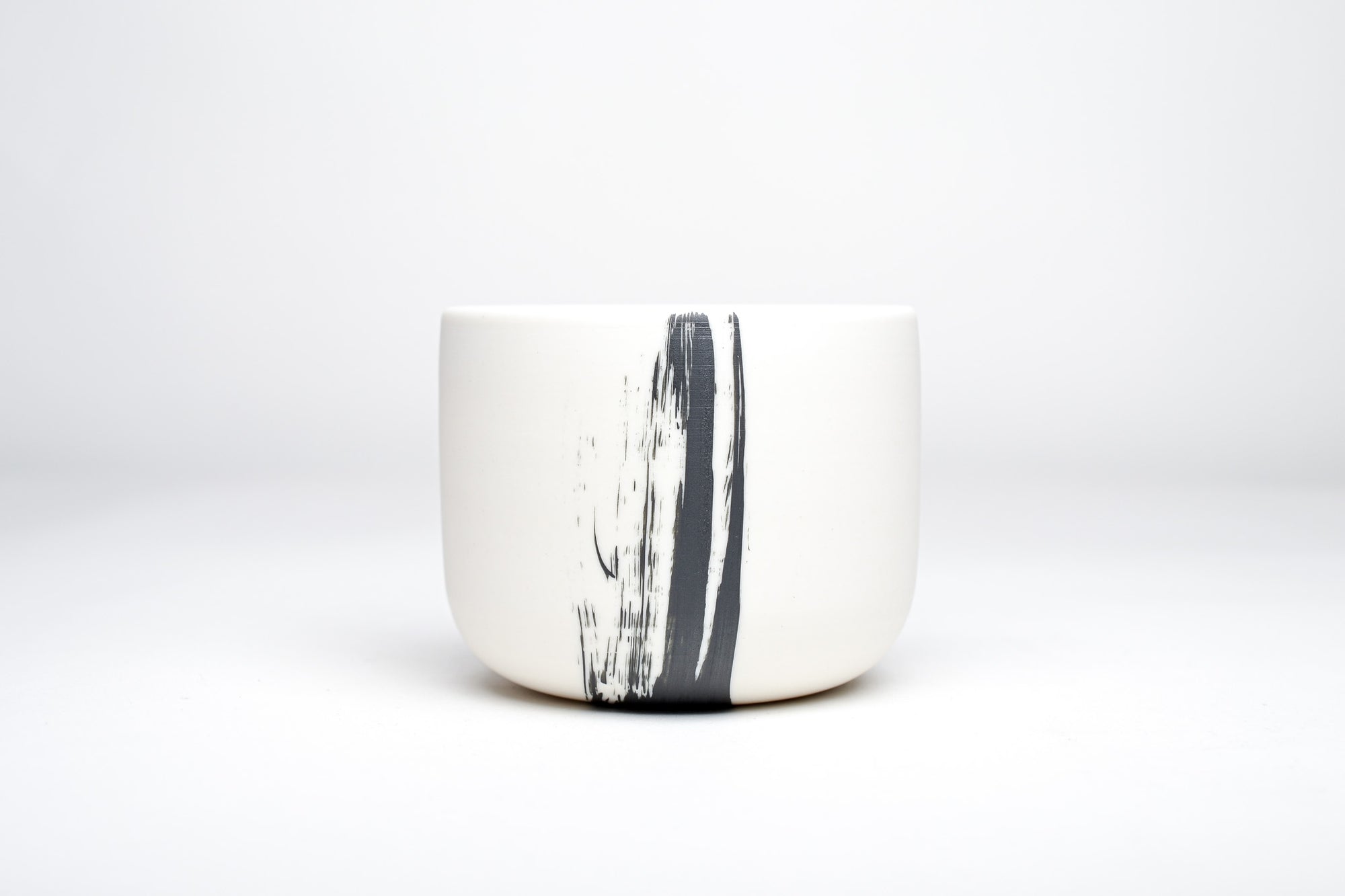 Simple cup, black line, 200ml