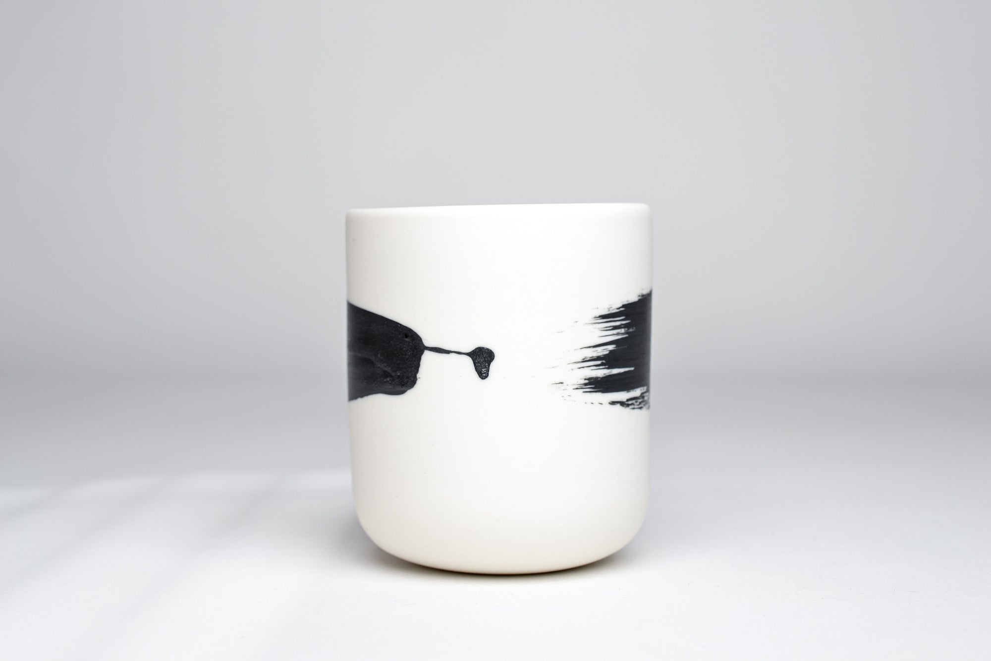 Simple cup, black line, 200ml