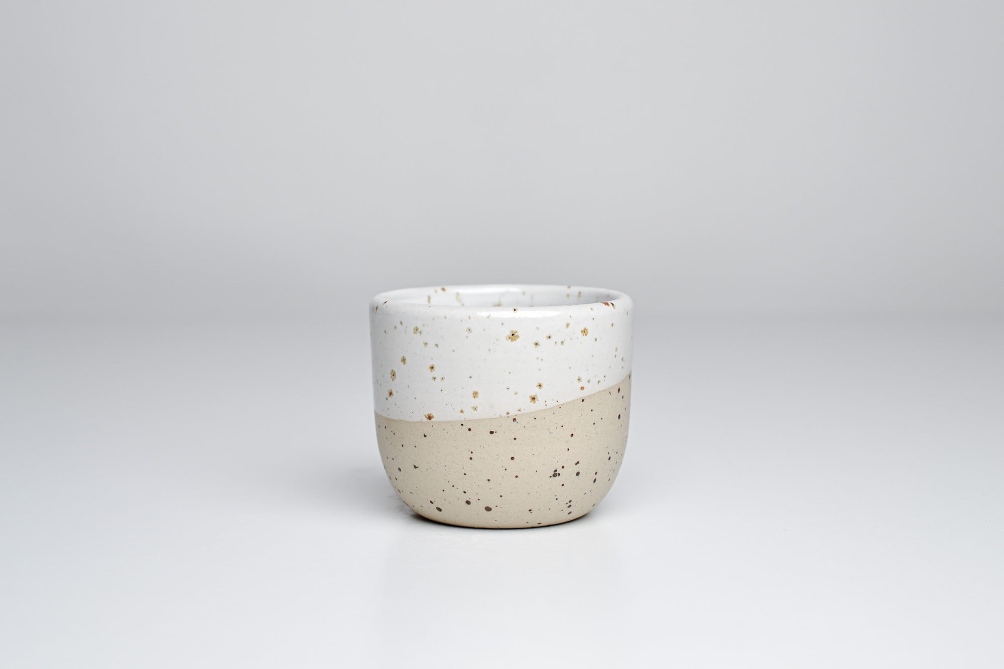 Simple cup with miracle glaze - 65ml