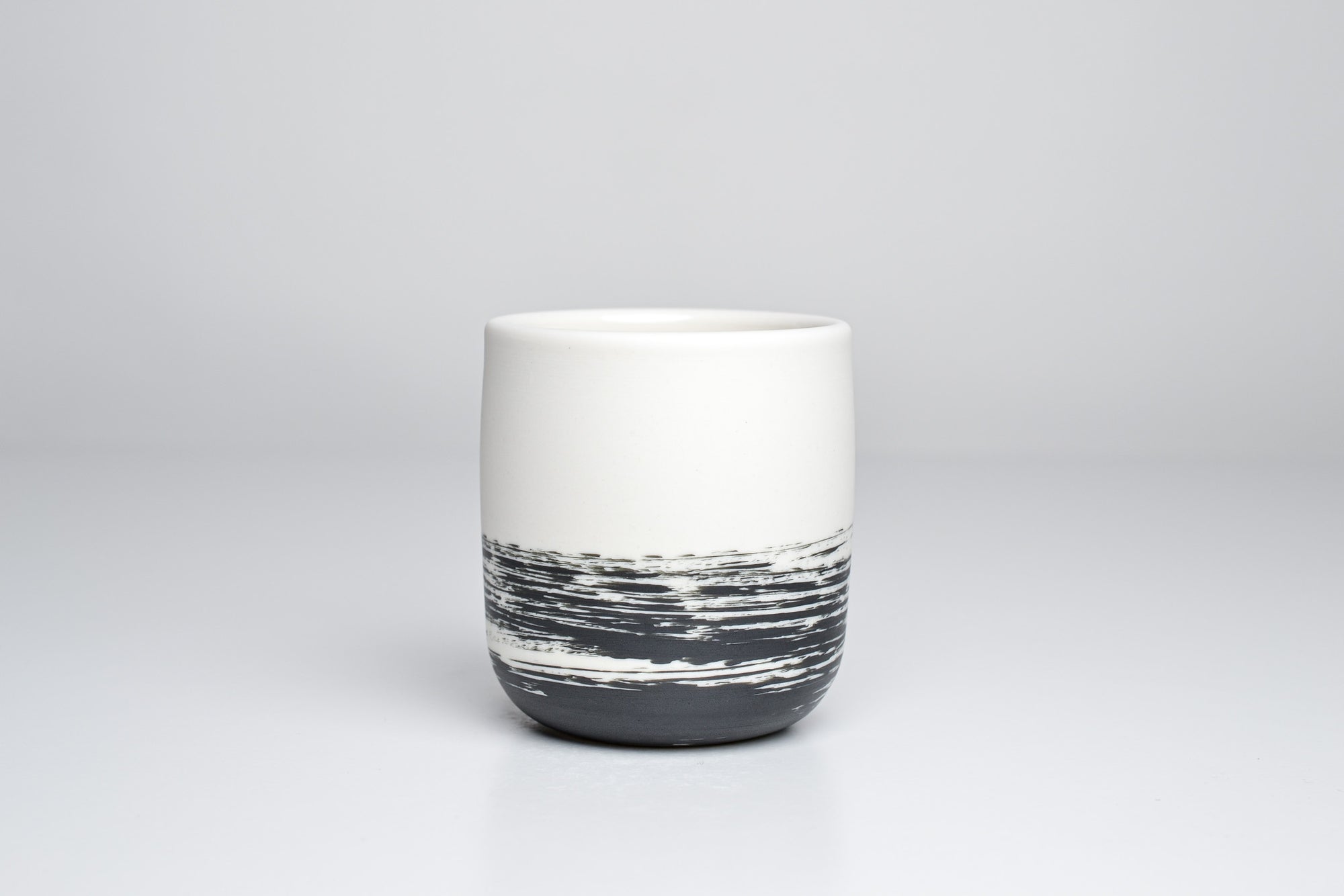 Simple cup, black lines, 150ml