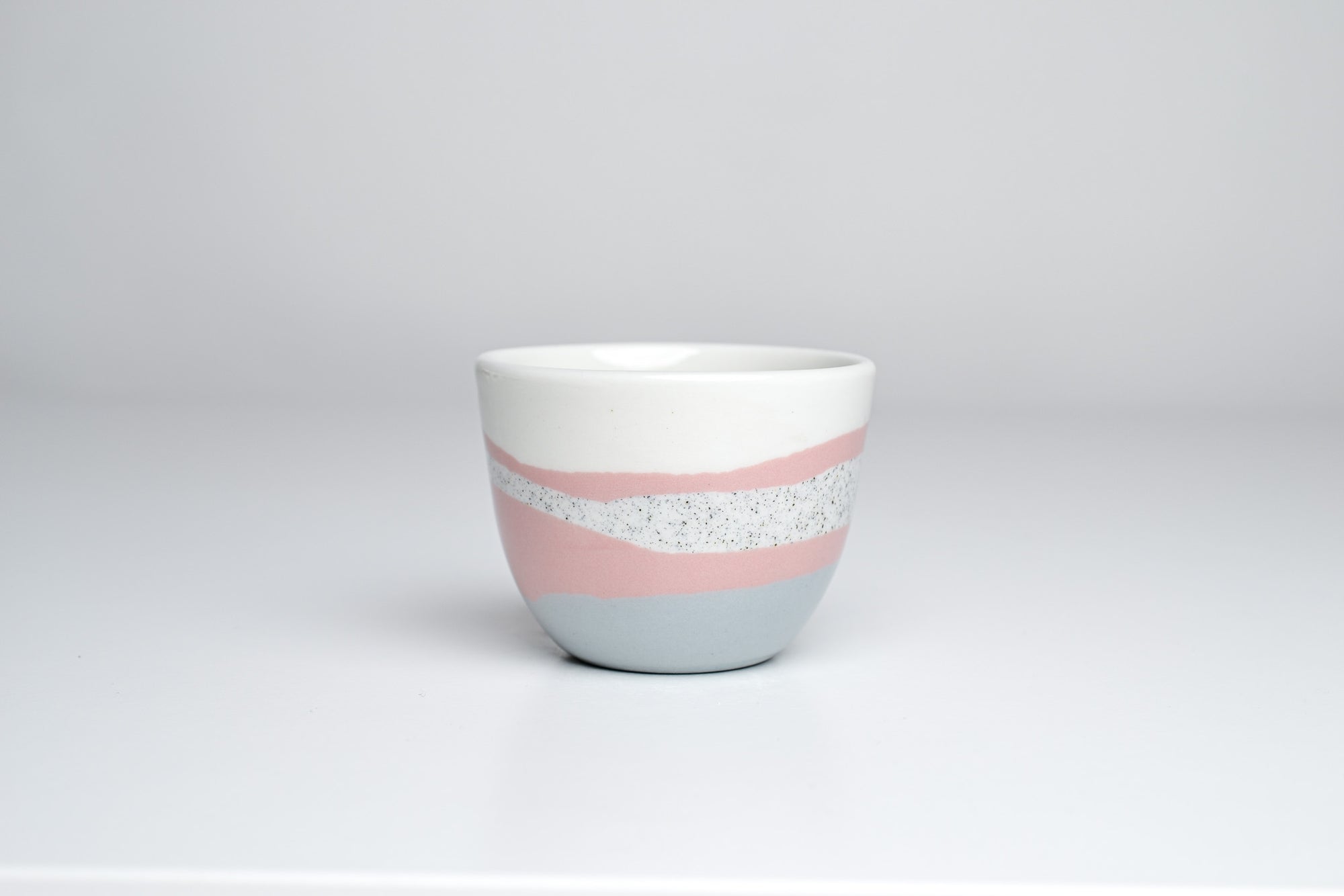 Simple cup, winter vibes with pink