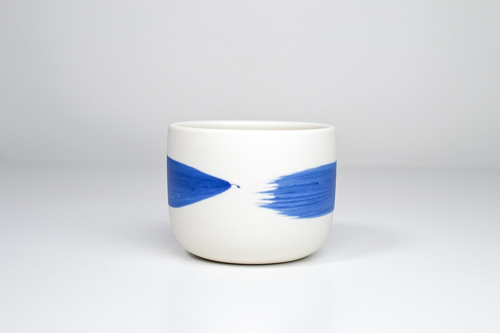 Simple cup, blue line, 200ml