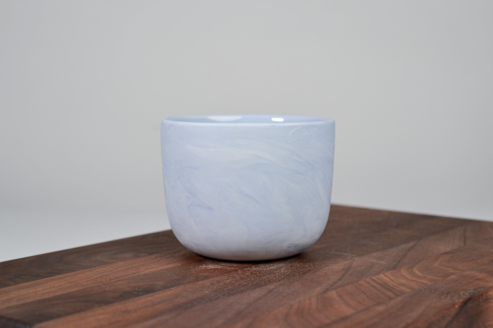 Kávový hrnek z porcelánu - Flow - modrý - 200 ml