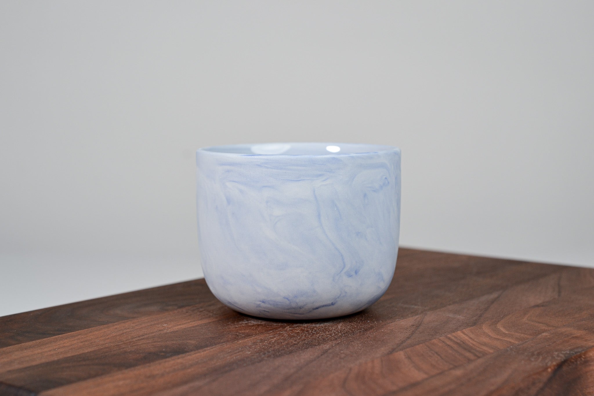 Kávový hrnek z porcelánu - Flow - modrý - 200 ml