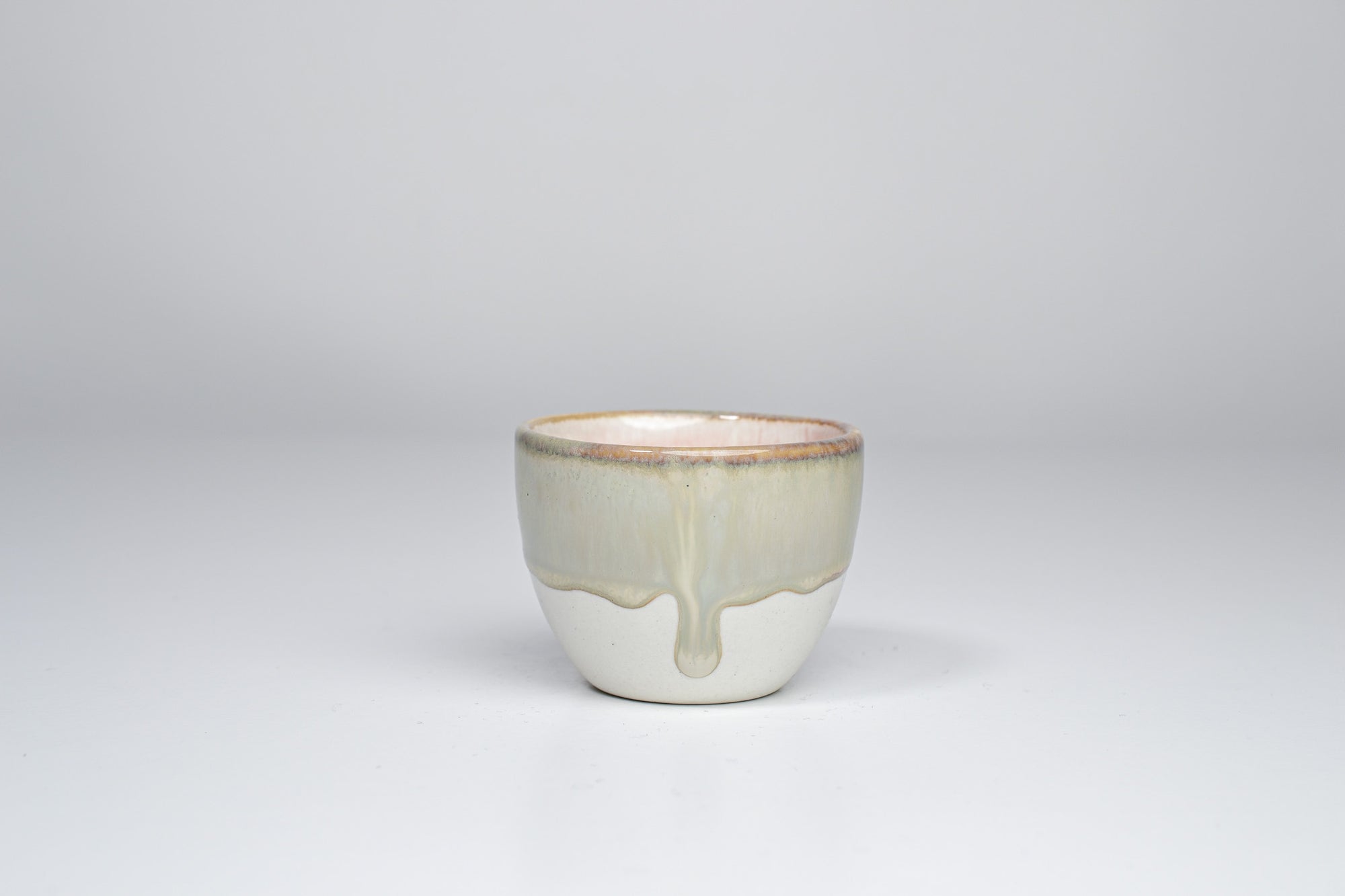 Simple cup with miracle glaze 65ml