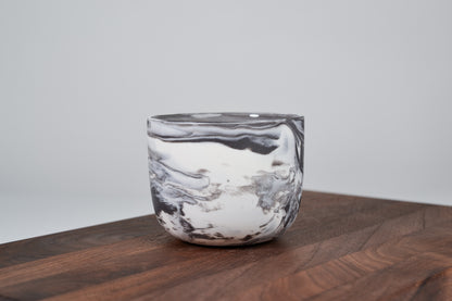 Let it flow. Porcelain cup. Dark chocolate - 200 ml