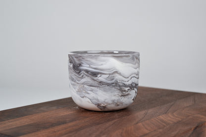 Let it flow. Porcelain cup. Dark chocolate - 200 ml