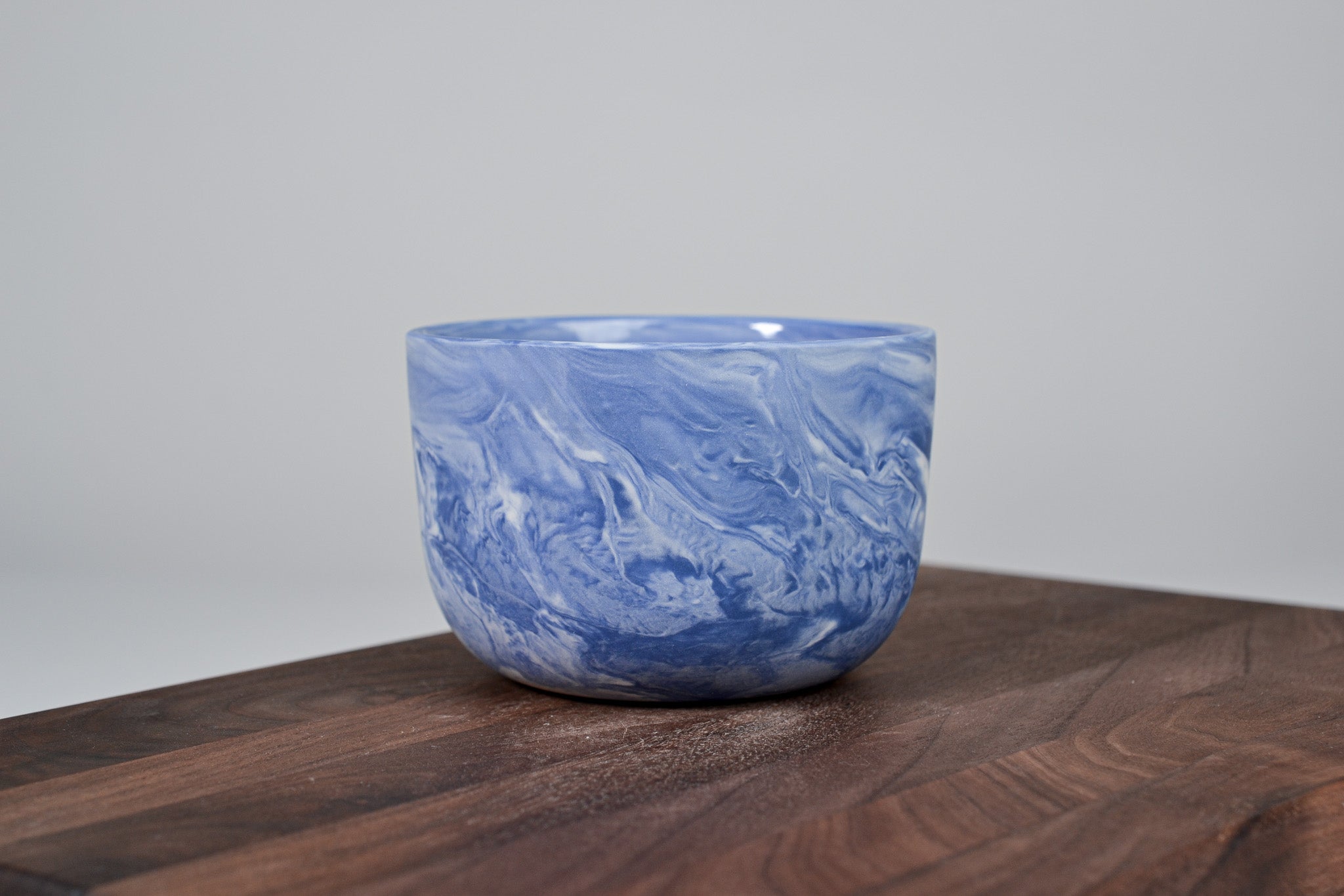 Kávový hrnek z porcelánu - Flow - 280 ml - modrý porcelán
