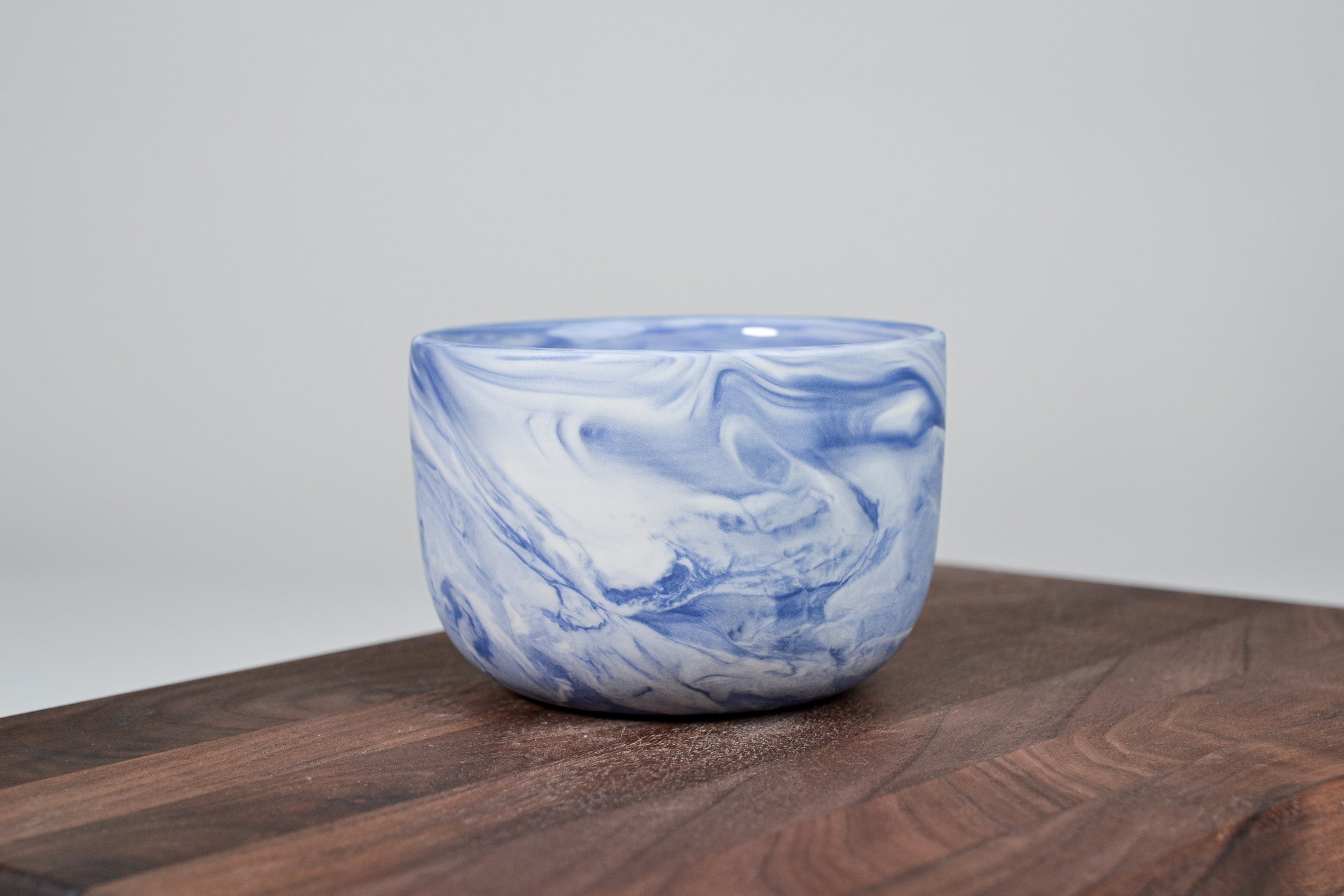 Porcelain coffee mug - Flow - 280 ml - Blue porcelain