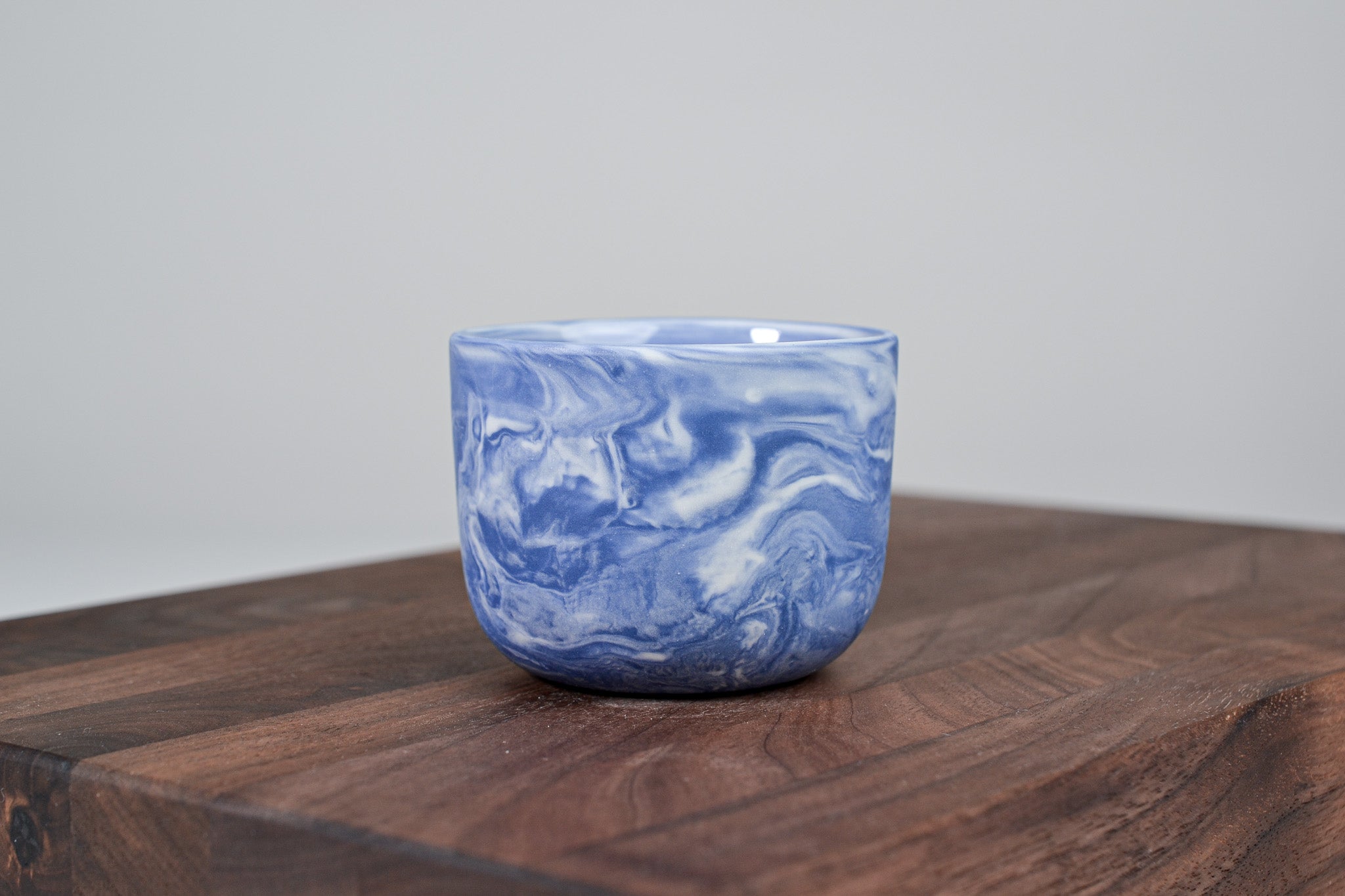 Kávový hrnek z porcelánu - Flow - 100 ml - modrý porcelán