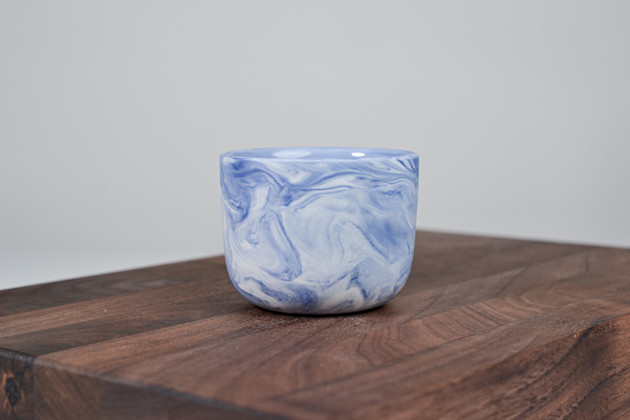 Kávový hrnek z porcelánu - Flow - 100 ml - modrý porcelán
