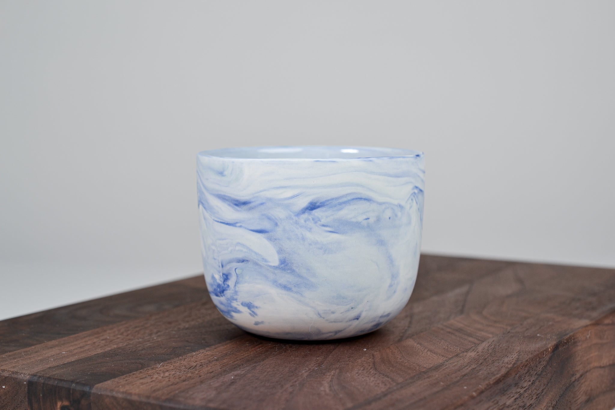 Kávový hrnek z porcelánu - Flow - 190 ml