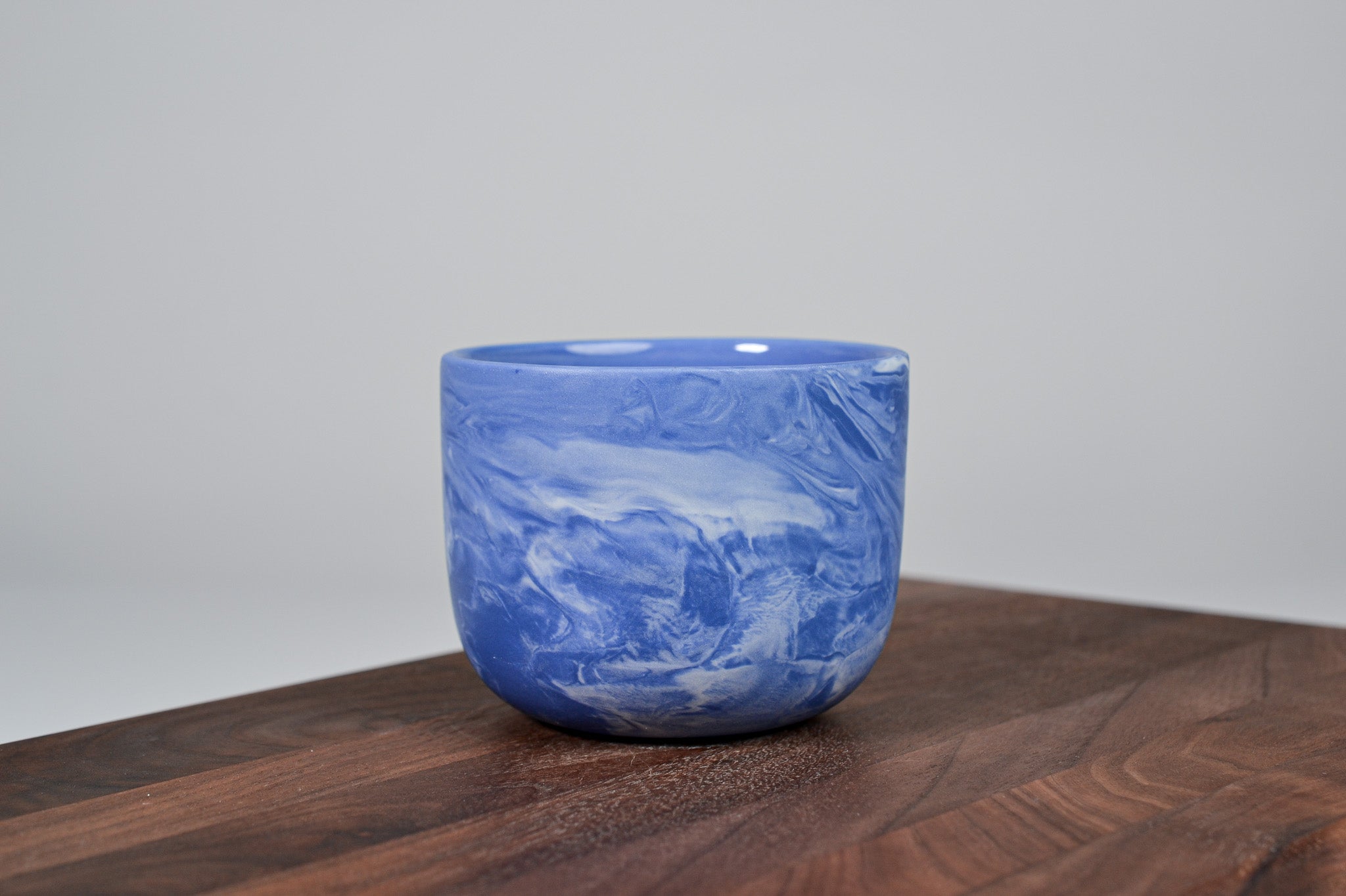 Kávový hrnek z porcelánu - Flow - modrý - 200 ml
