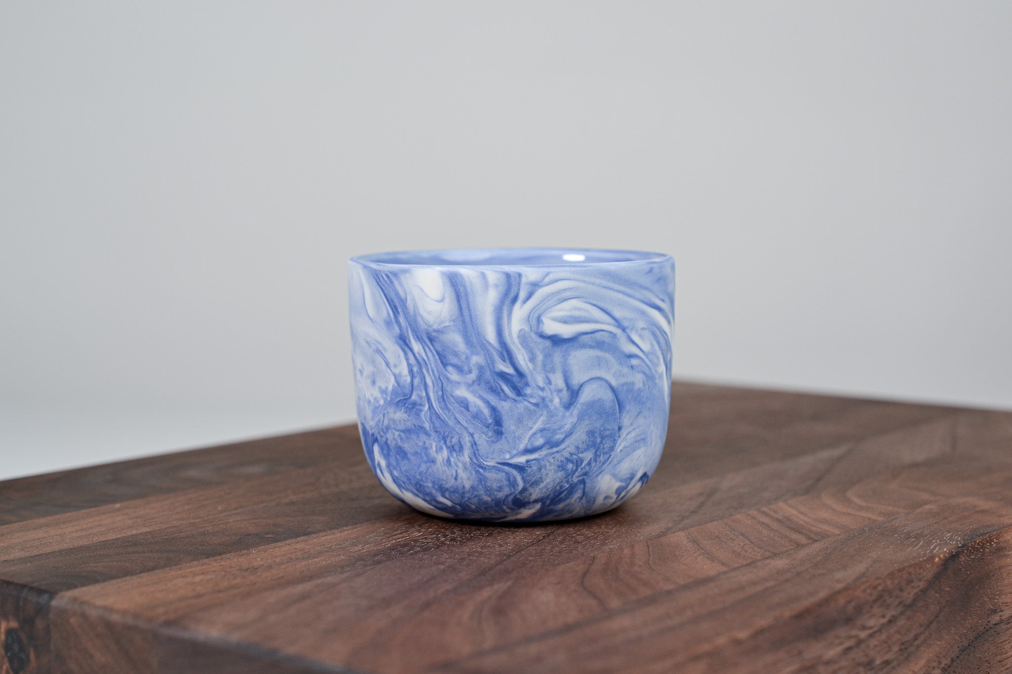 Kávový hrnek z porcelánu - Flow - 100 ml - modrý porcelán