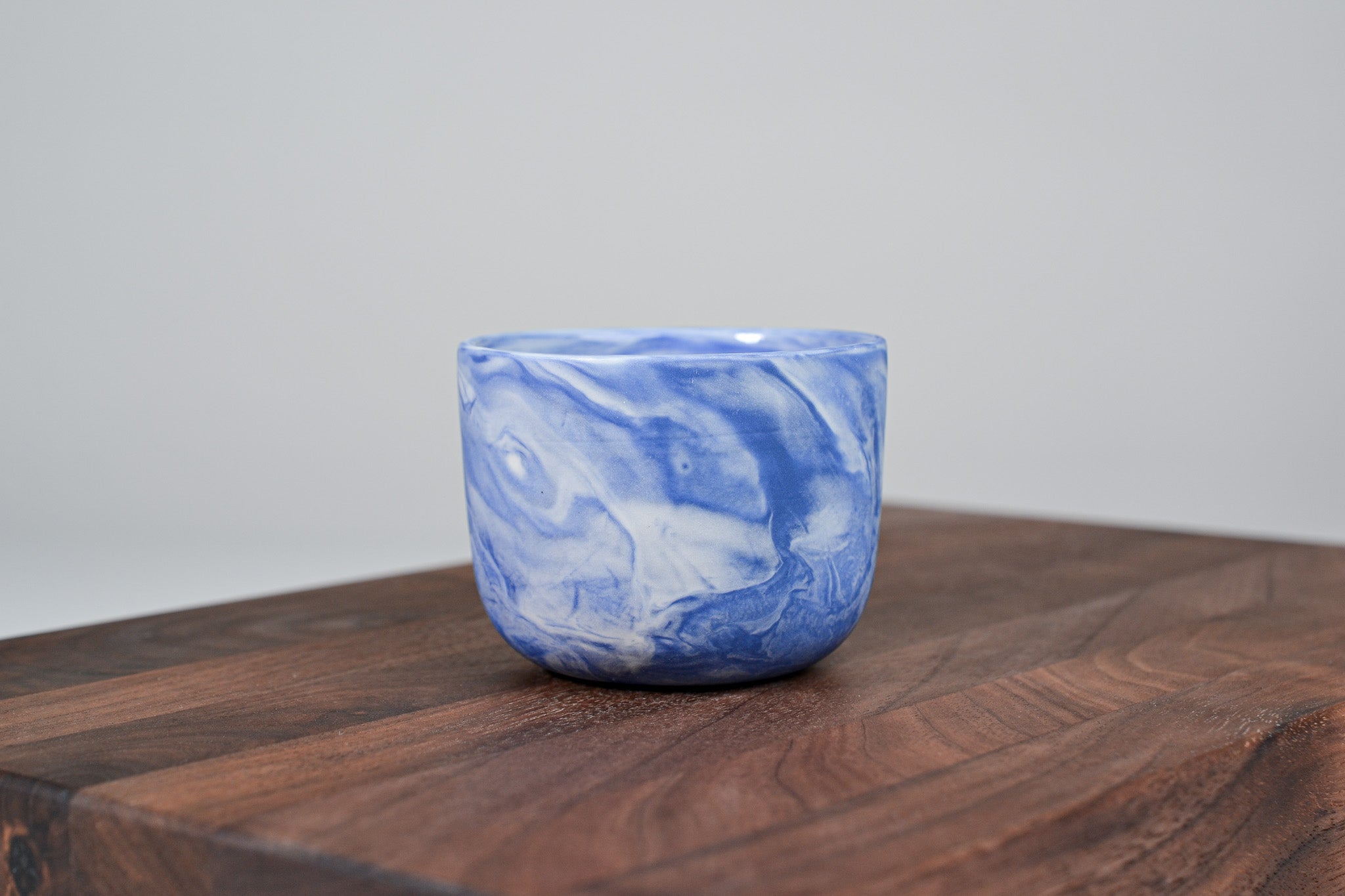Kávový hrnek z porcelánu - Flow - 100 ml - modrý porcelán