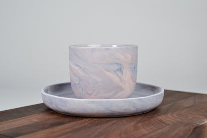Podšálek z porcelánu - Flow - červánkový