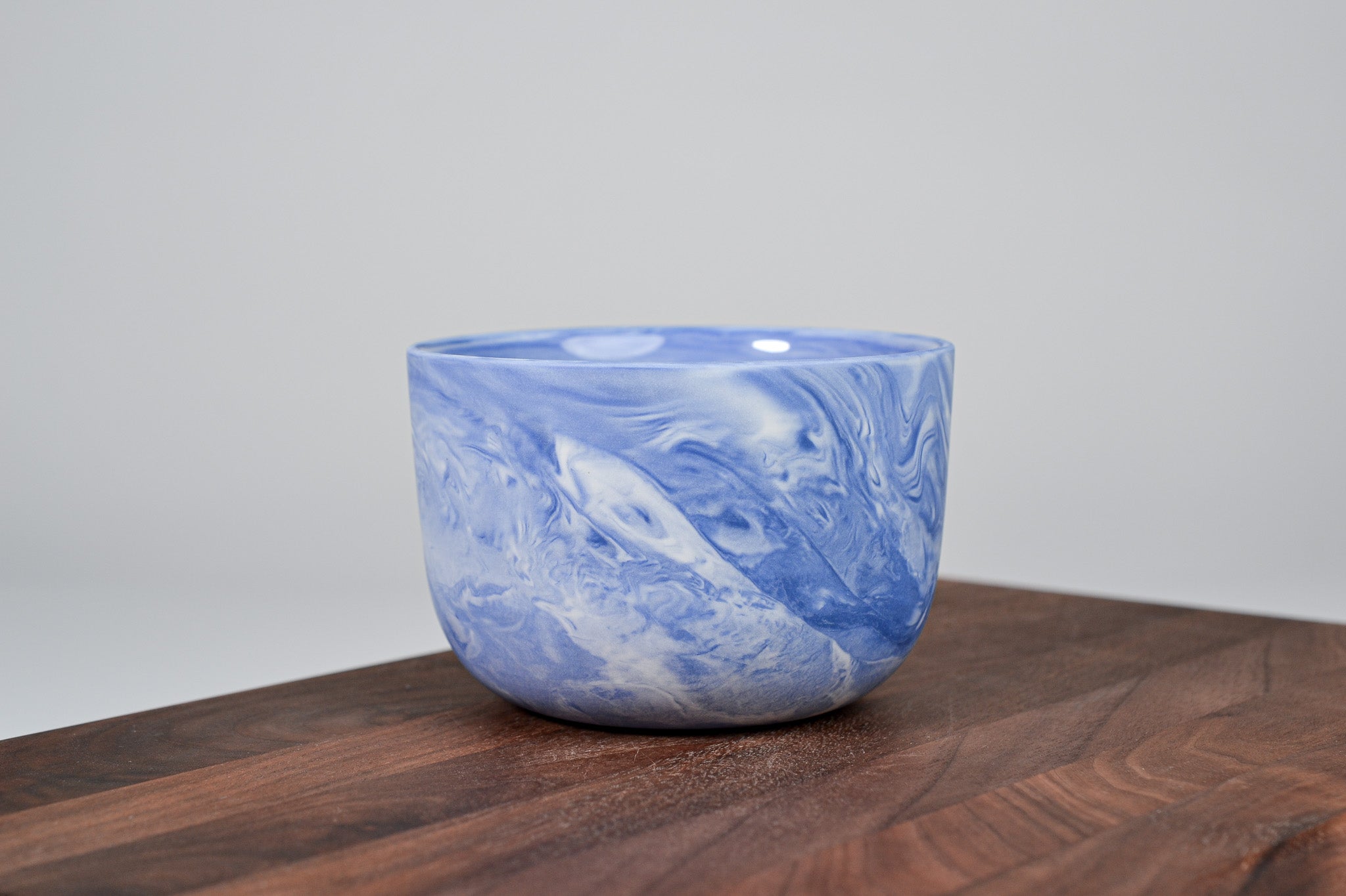 Kávový hrnek z porcelánu - Flow - 280 ml - modrý porcelán