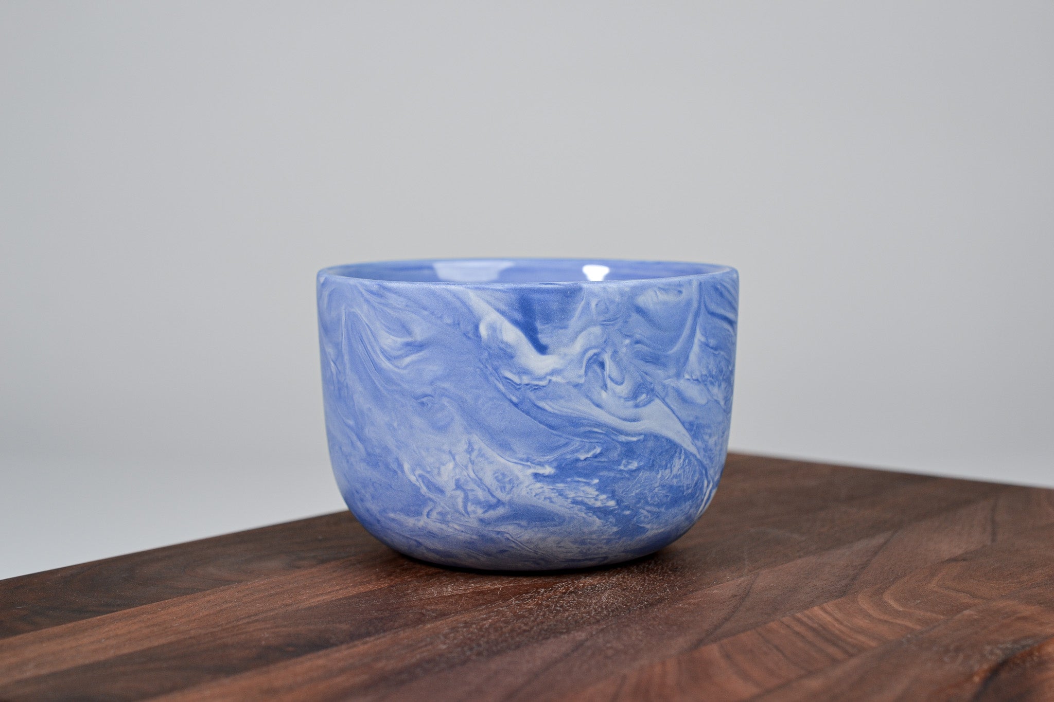 Kávový hrnek z porcelánu - Flow - 280 ml - modrý porcelán
