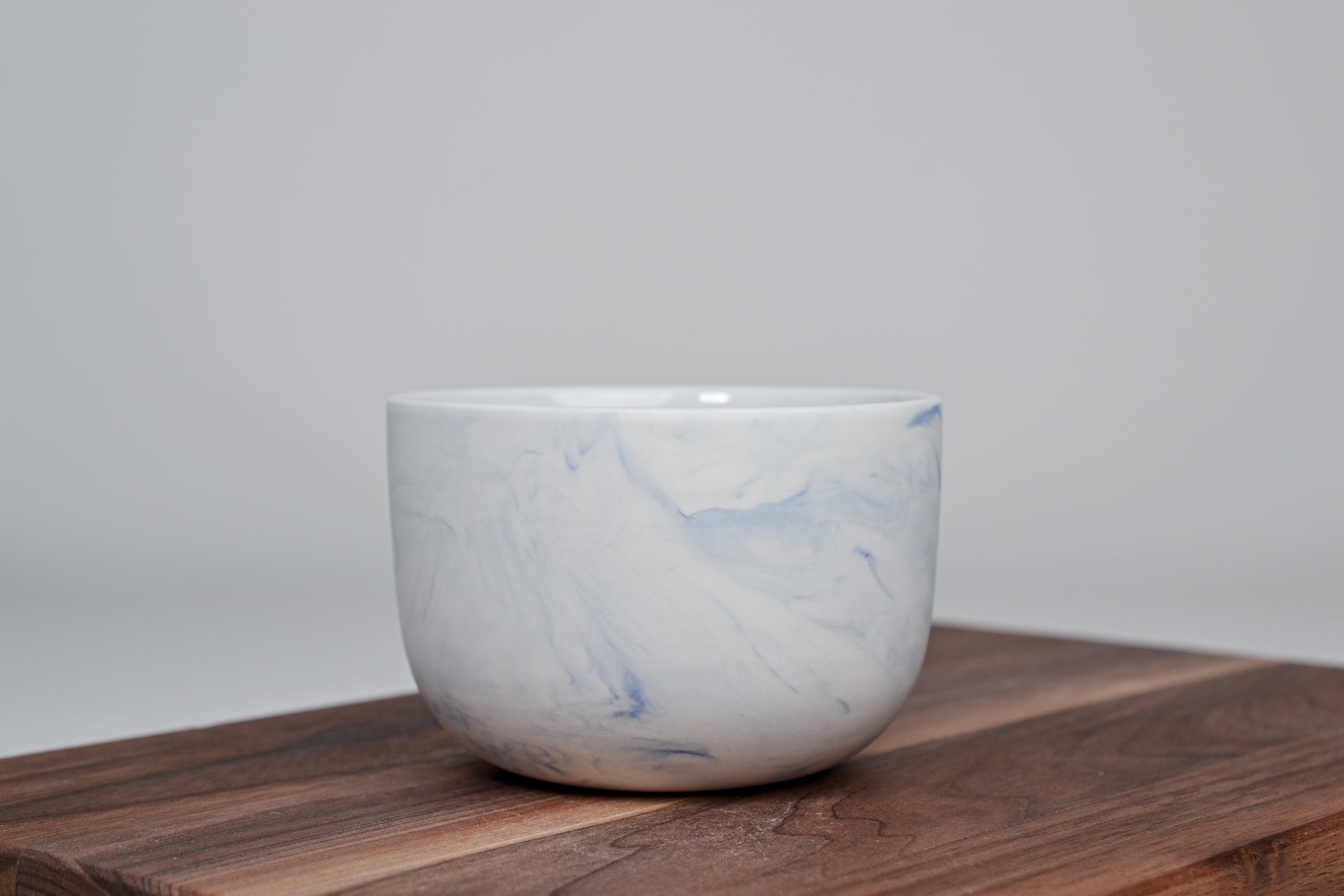 Kávový hrnek z porcelánu - Flow - 280 ml
