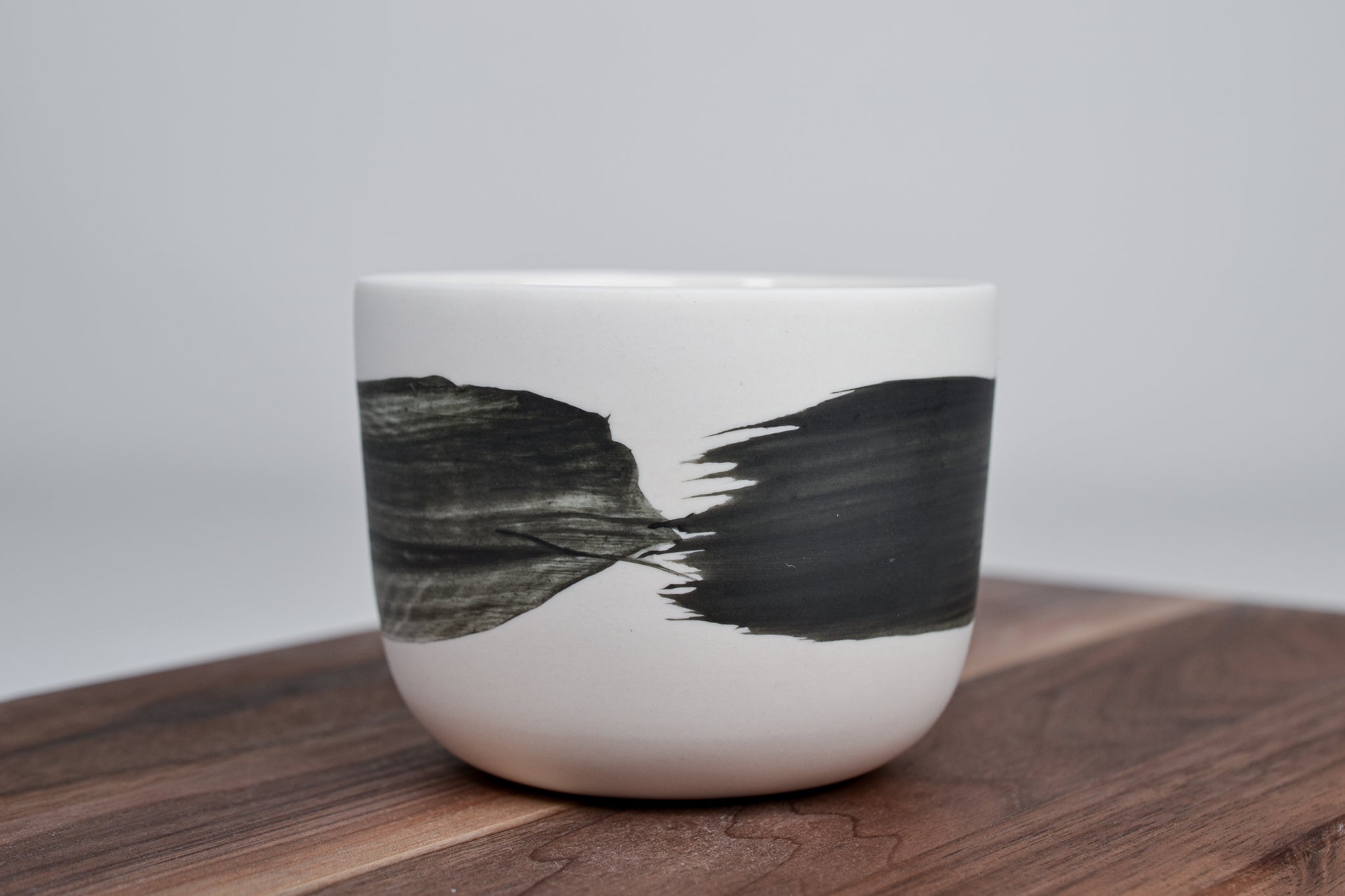 Black Line - Minimalist Coffee Mug - 300 ml