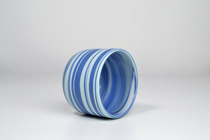 Let it flow. Porcelain cup. 190 ml