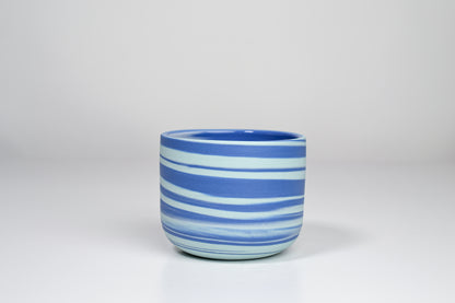 Let it flow. Porcelain cup. 190 ml