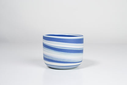 Let it flow. Porcelain cup. 190 ml