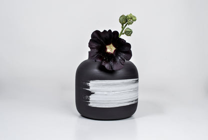 Simple vase, black porcelain with white line 
