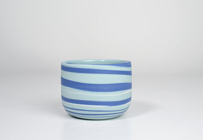 Let it flow. Porcelain cup. 190 ml