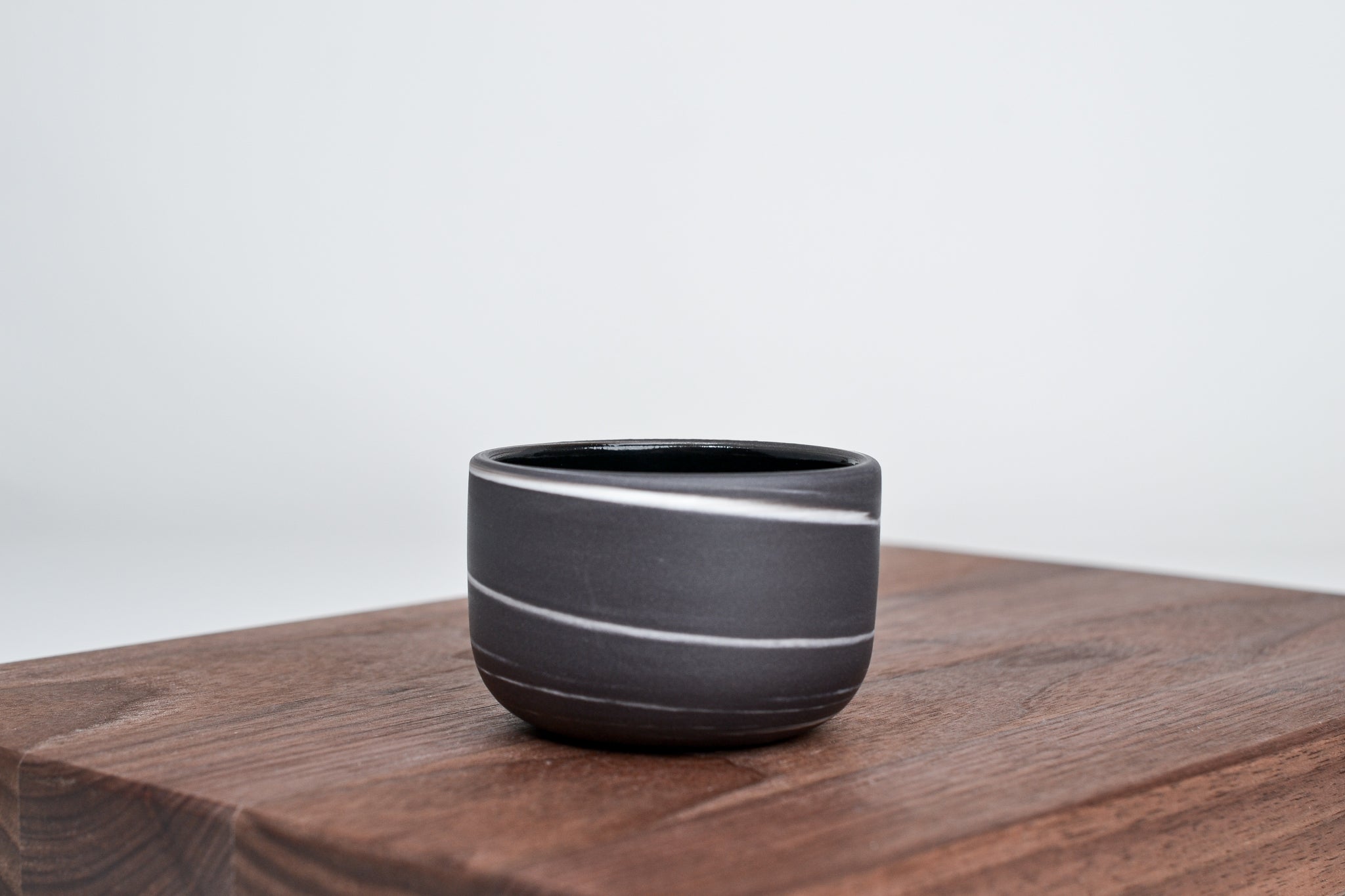 Let it flow. Porcelain cup. 75ml / 2.5fl OZ