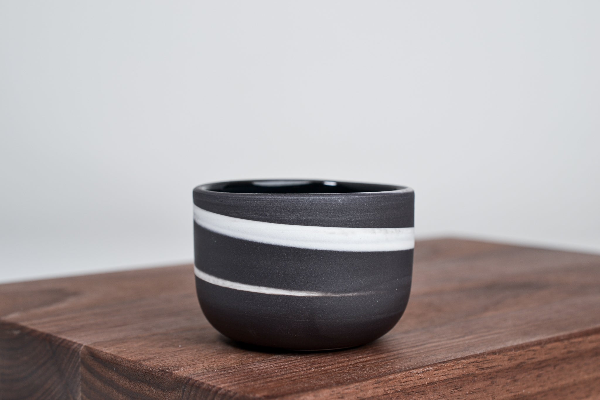 Let it flow. Porcelain cup. 75ml / 2.5fl OZ