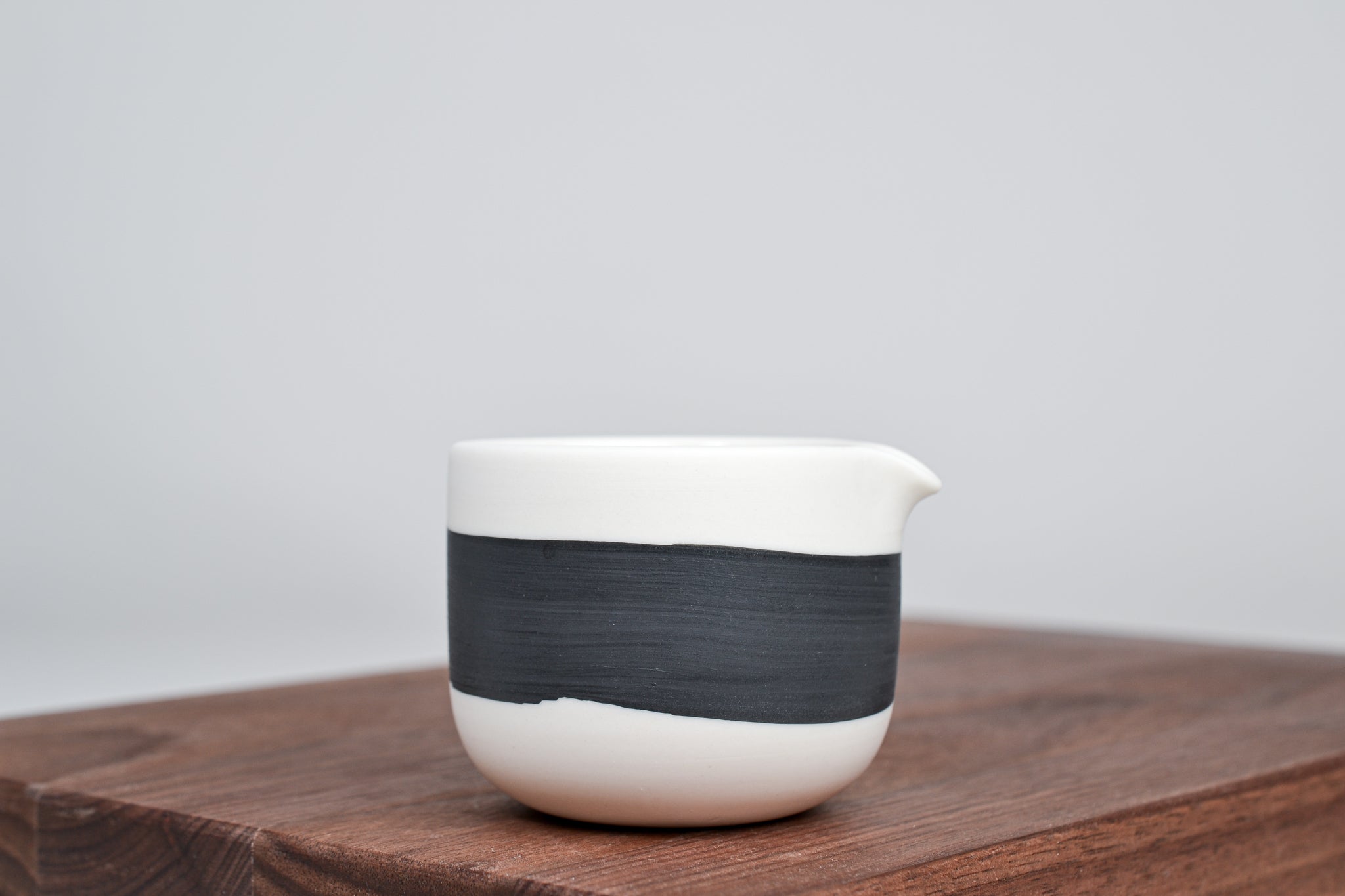 Simple milk jug, black line, 75ml