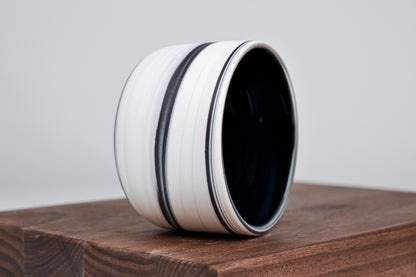 Let it flow. Porcelain cup. 280 ml