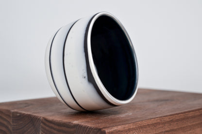 Let it flow. Porcelain cup. 280 ml
