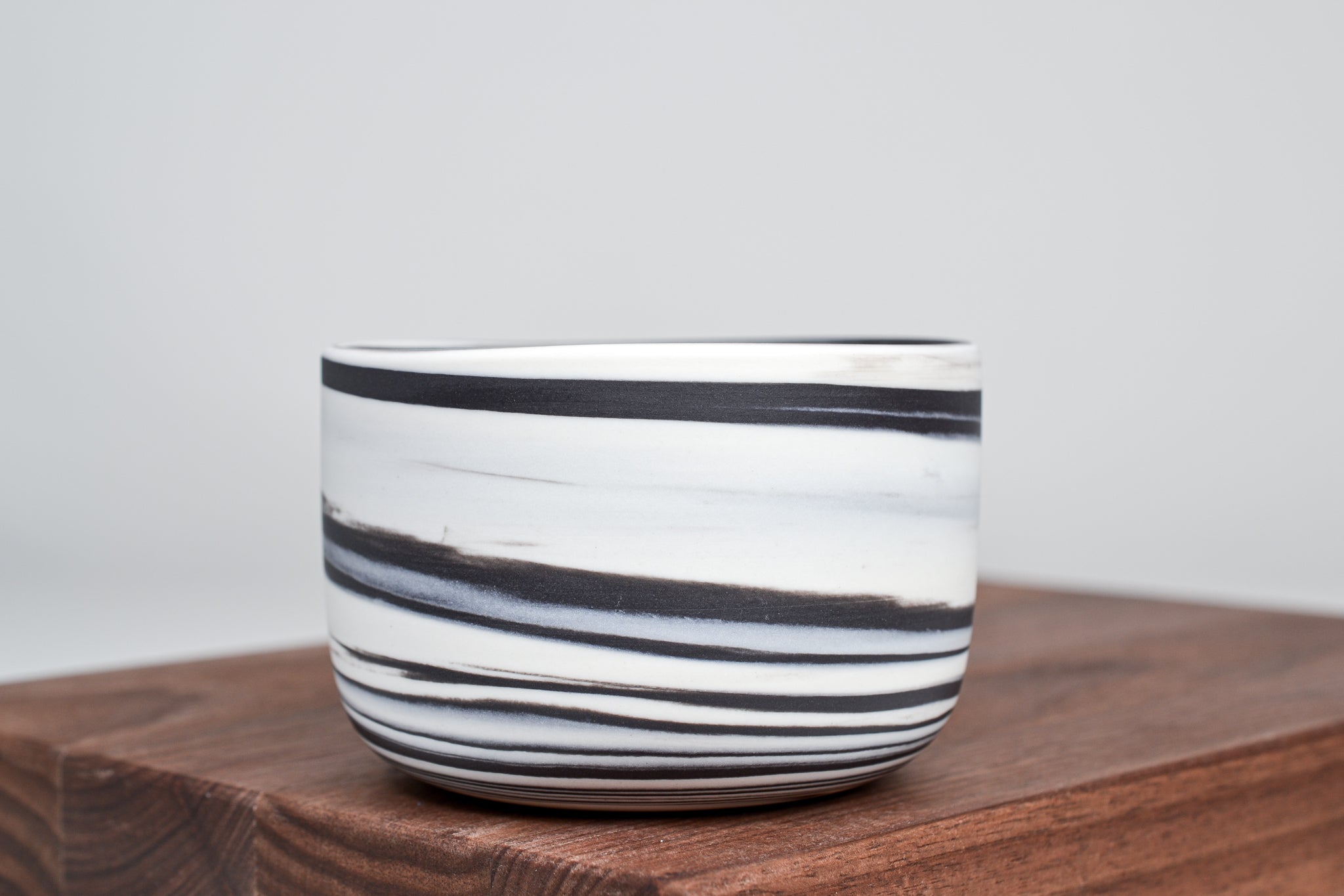 Let it flow. Porcelain cup. 280ml