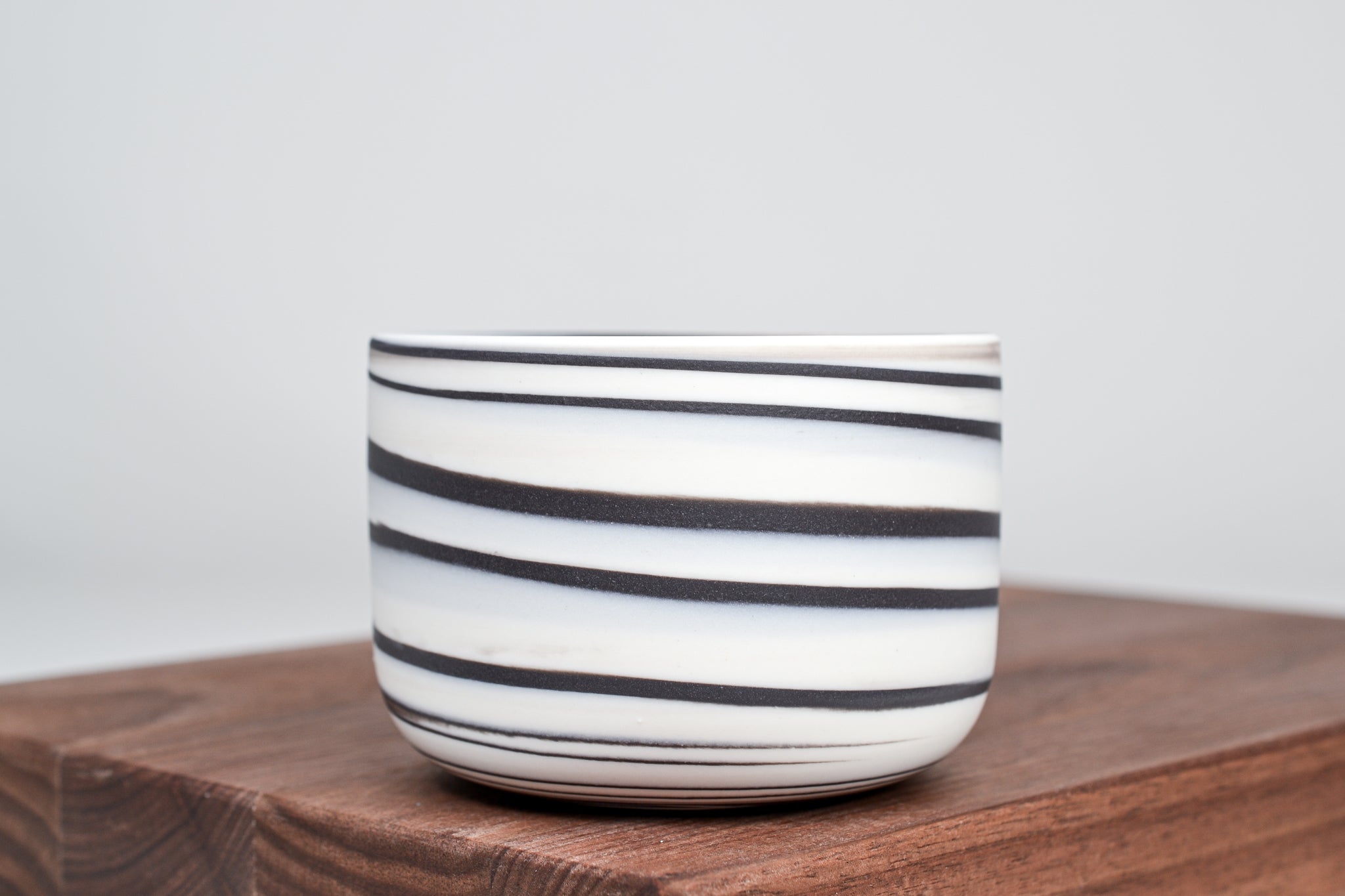 Let it flow. Porcelain cup. 280ml