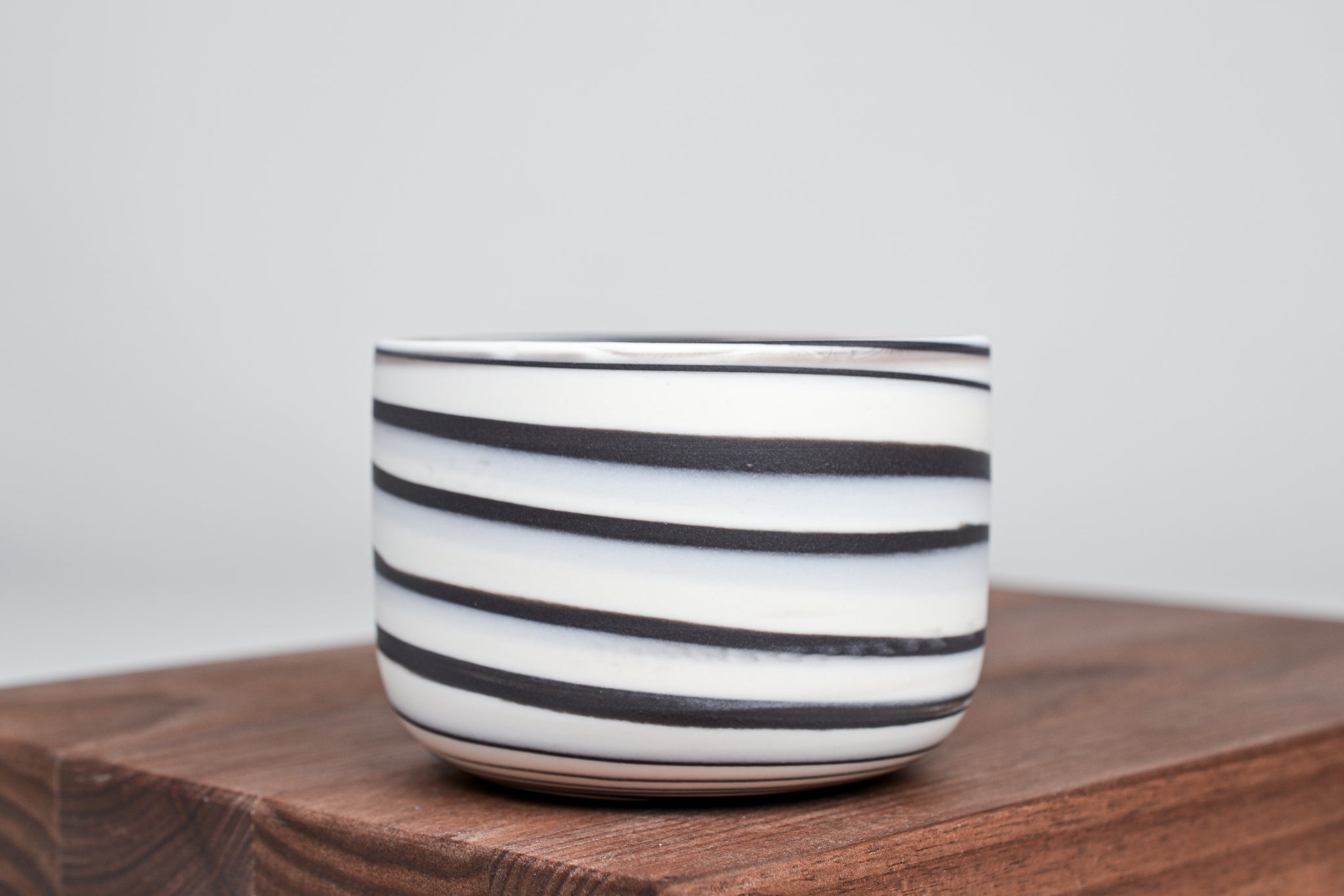 Let it flow. Porcelain cup. 280ml
